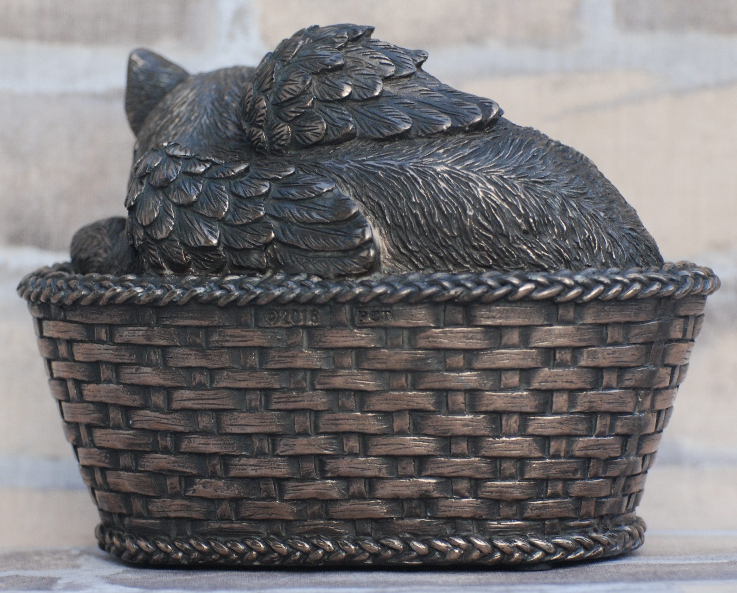MystiCalls Dekofigur Katzen Urne als Katzen-Engelfigur und Gravurplatte, Tierurne (1 St), Urne für Katzen – Bild 3 von 3