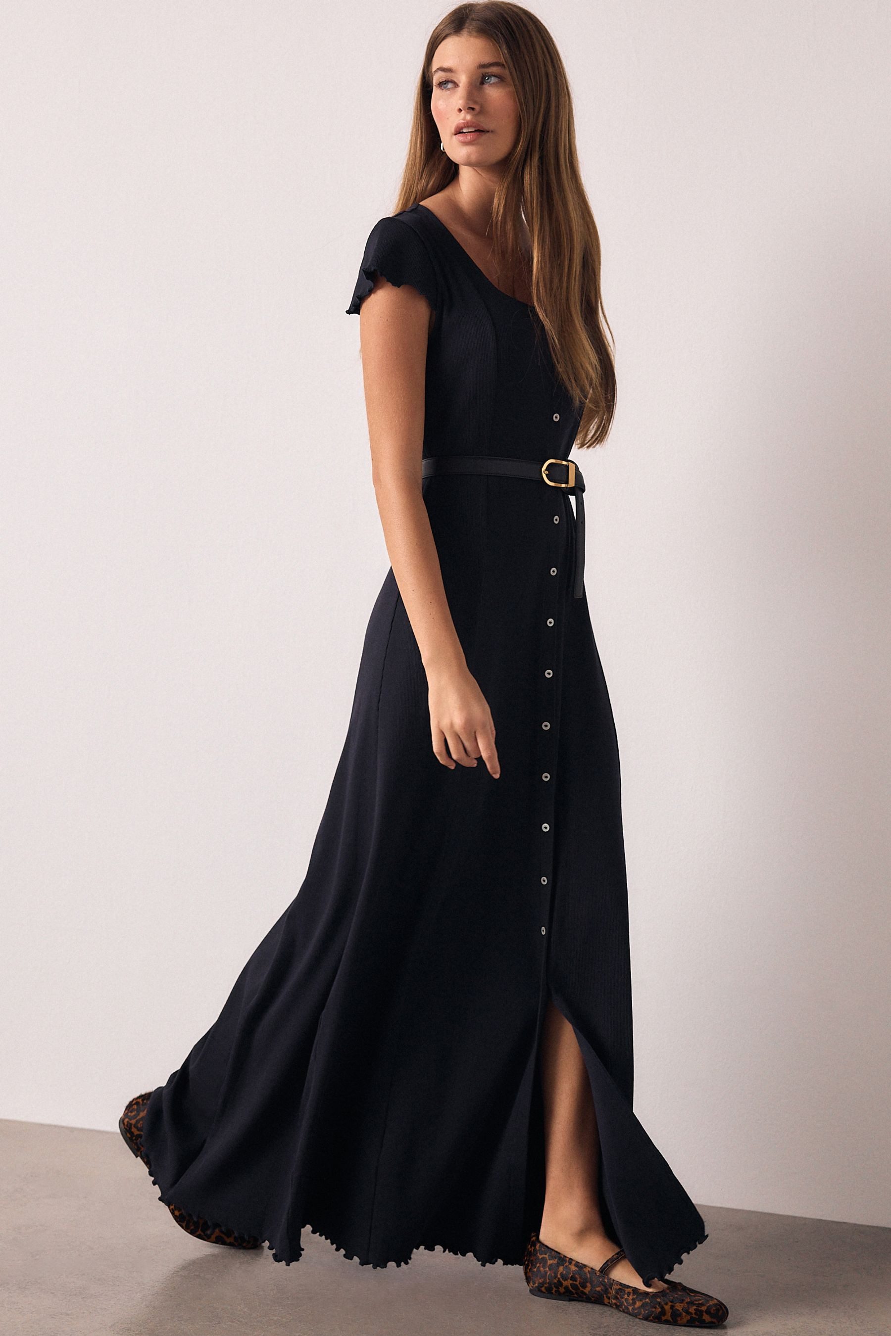 Next Jerseykleid Kurzärmeliges Jersey-Maxikleid mit Knopfleiste (1-tlg)