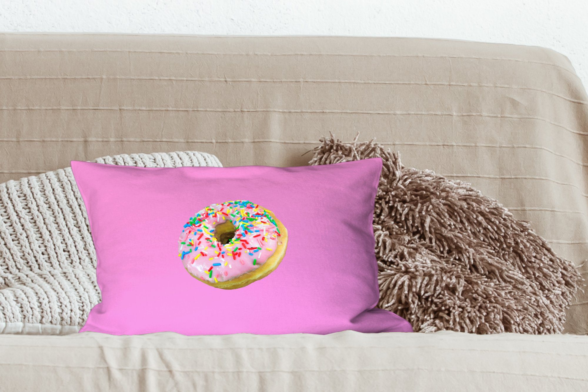 Schlafzimmer Topping, Dekokissen mit Donut Dekokissen mit MuchoWow Wohzimmer Füllung, Zierkissen, Rosa Dekoration,