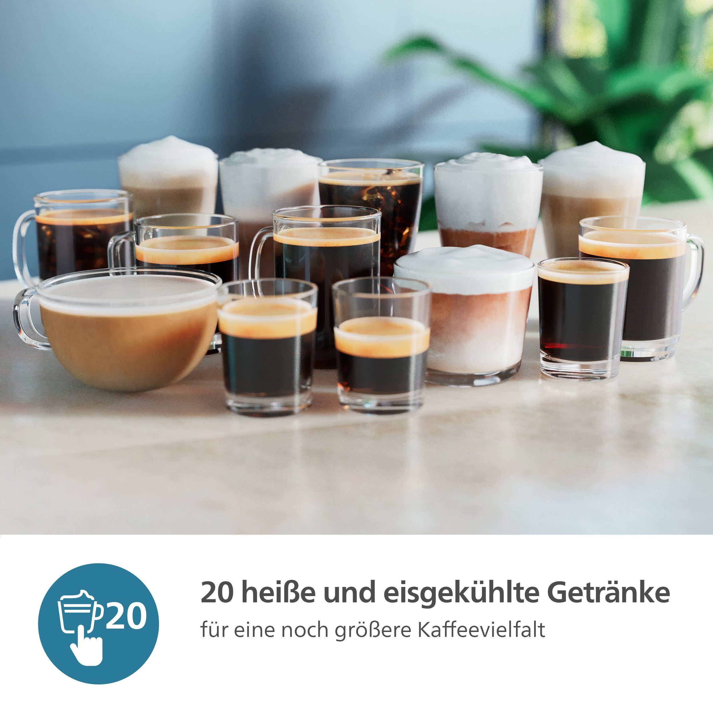 Philips Kaffeevollautomat EP5547/90 5500 Series, 20 Kaffeespezialitäten (heiß oder eisgekühlt), Schwarz verchromt, LatteGo-Milchsystem, SilentBrew Technologie