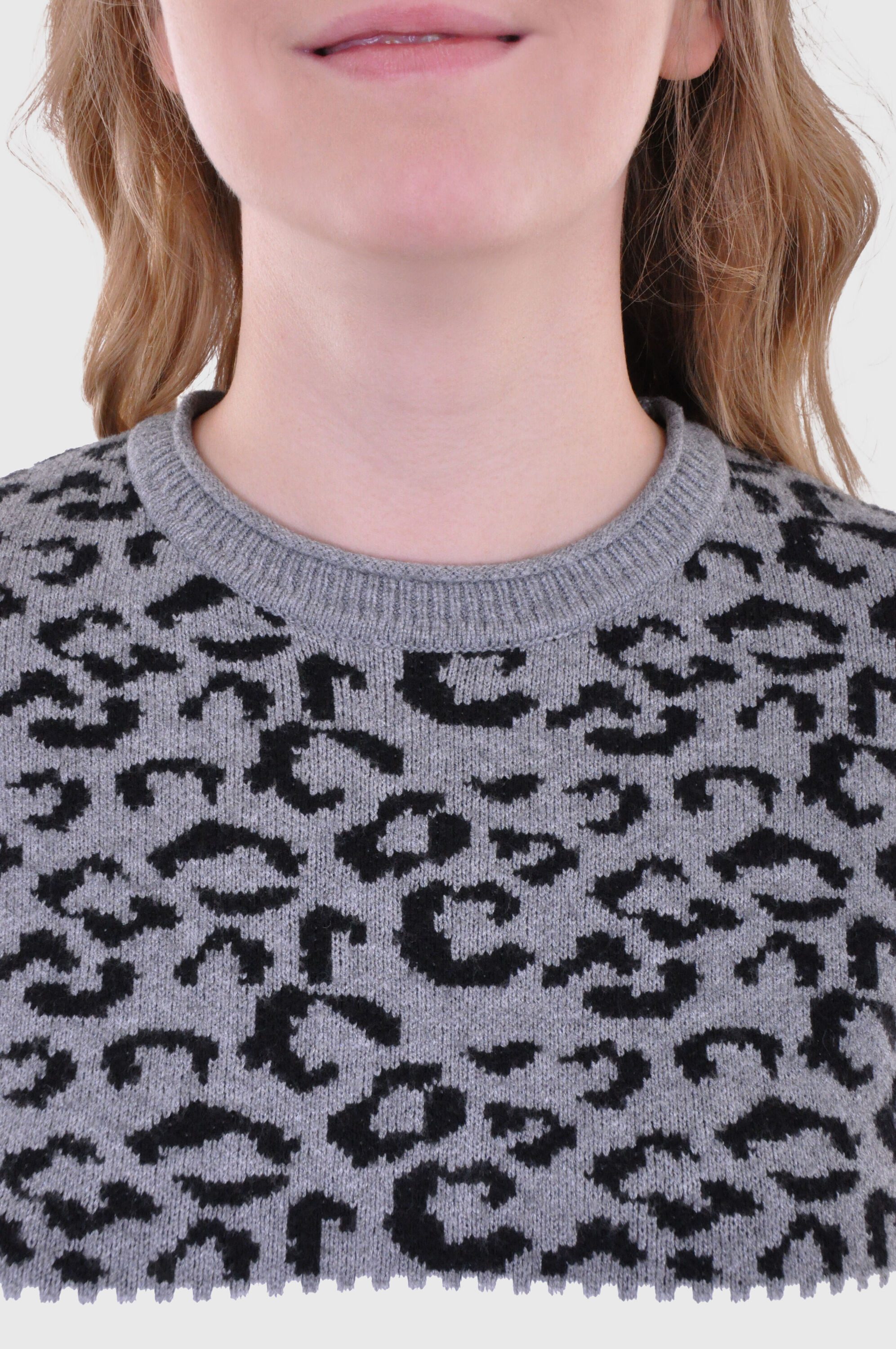 NAVIGAZIONE Rundhalspullover mit auffälligem Animalprint