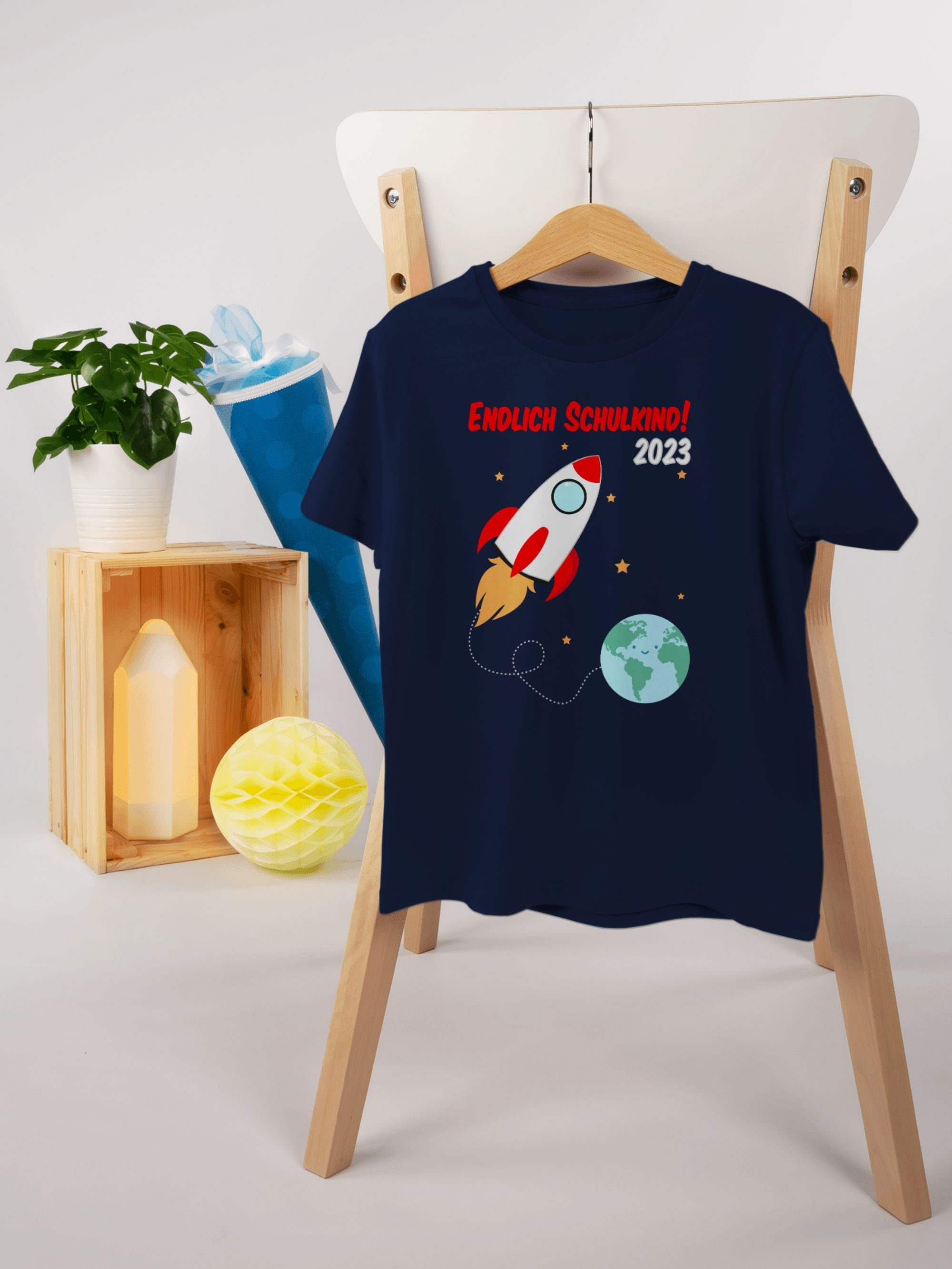 Shirtracer T-Shirt Blau Junge Geschenke Rakete 2023 Schulanfang 1 Schulkind Einschulung Navy Endlich