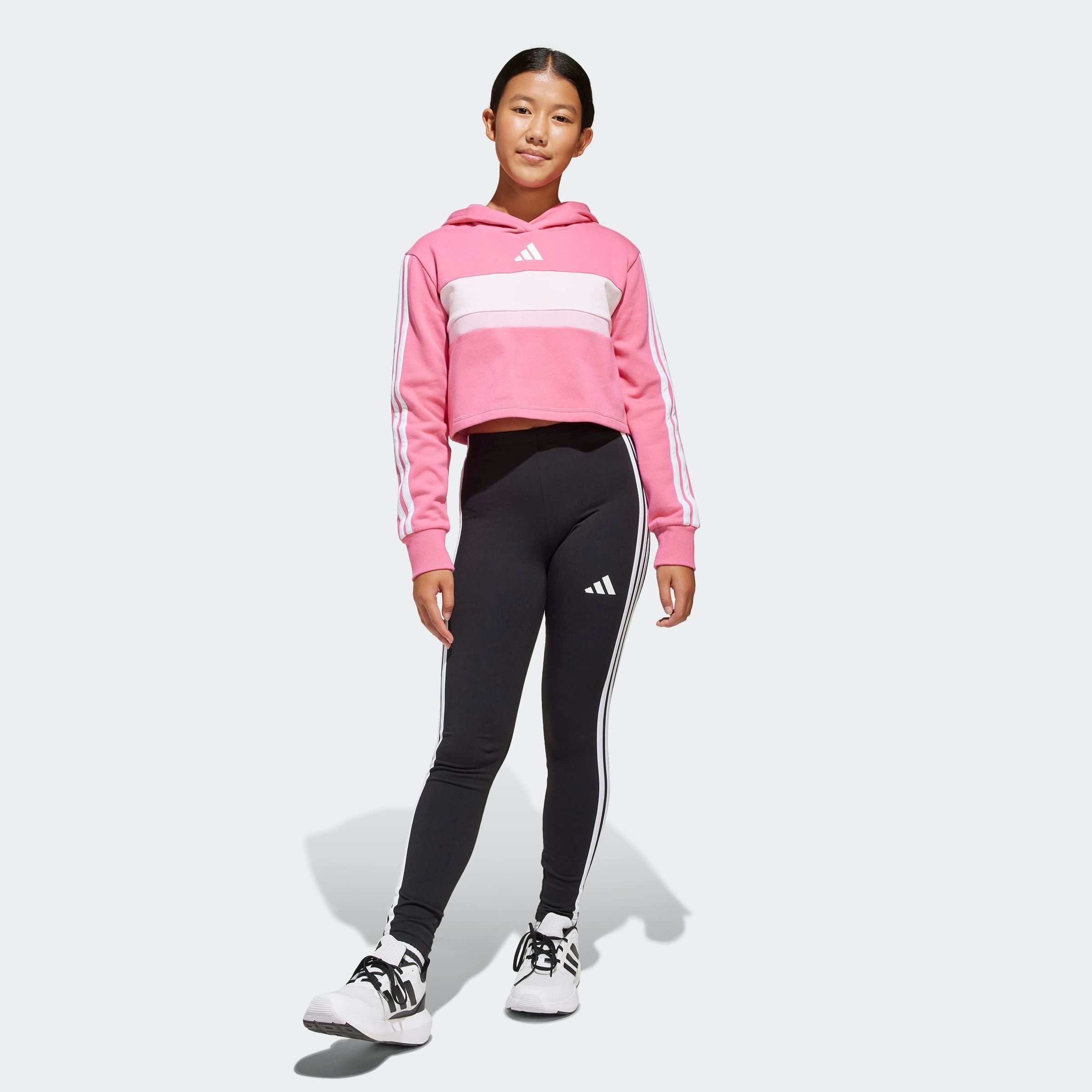 adidas Sportswear Trainingsanzug SEASONAL ESSENTIALS TIBERIO 3-STREIFEN KIDS LEGGINGS-SET (2-tlg)