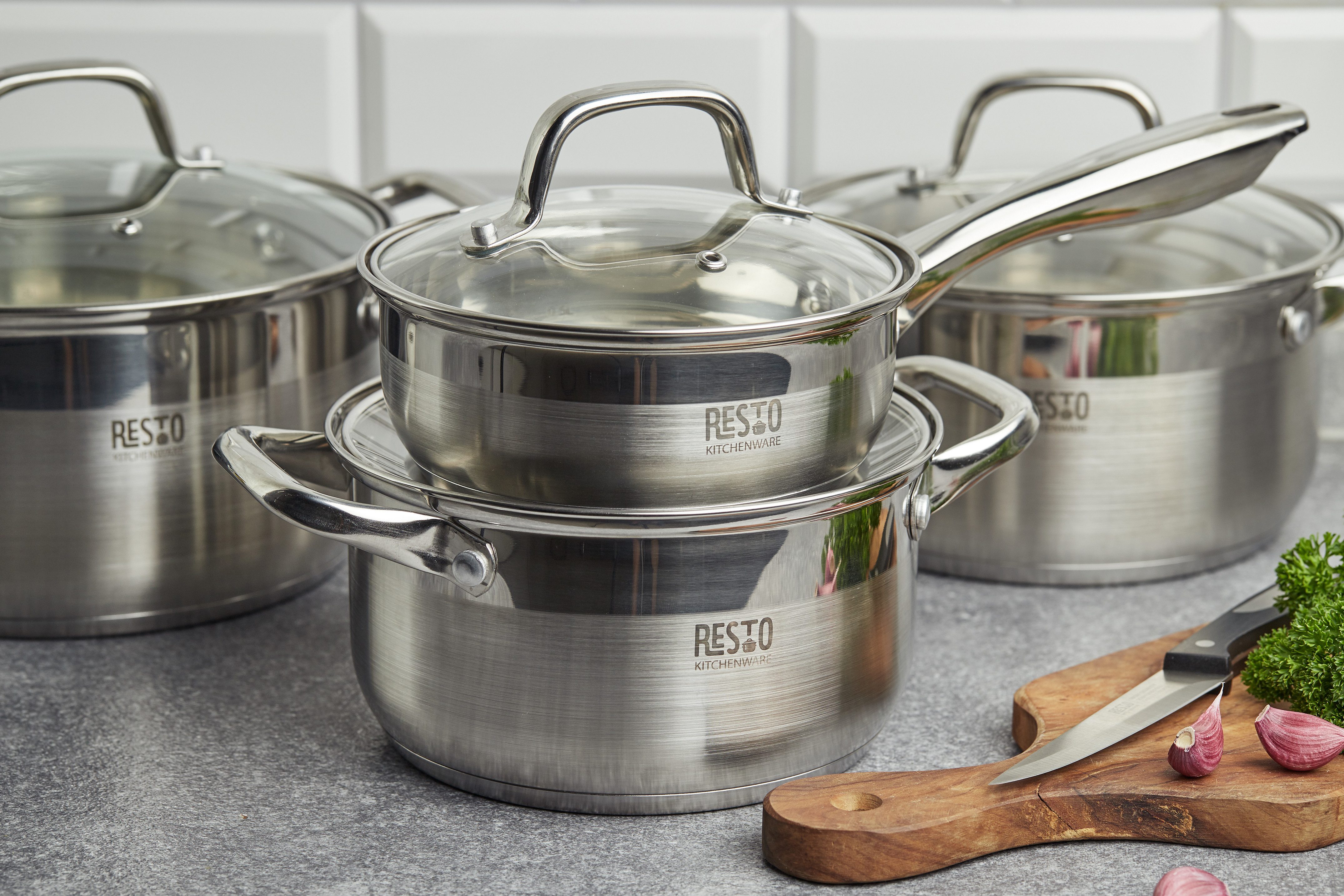 RESTO Kitchenware Topf-Set LIBRA, spülmaschinengeeignet, Edelstahl 18/10 (Set, 10-tlg., 1x Soßentopf Ø 16 cm m. Deckel, 4x Kochtopf Ø 18/20/22/24 cm m. Deckel), für alle Herdarten geeignet, auch Induktion