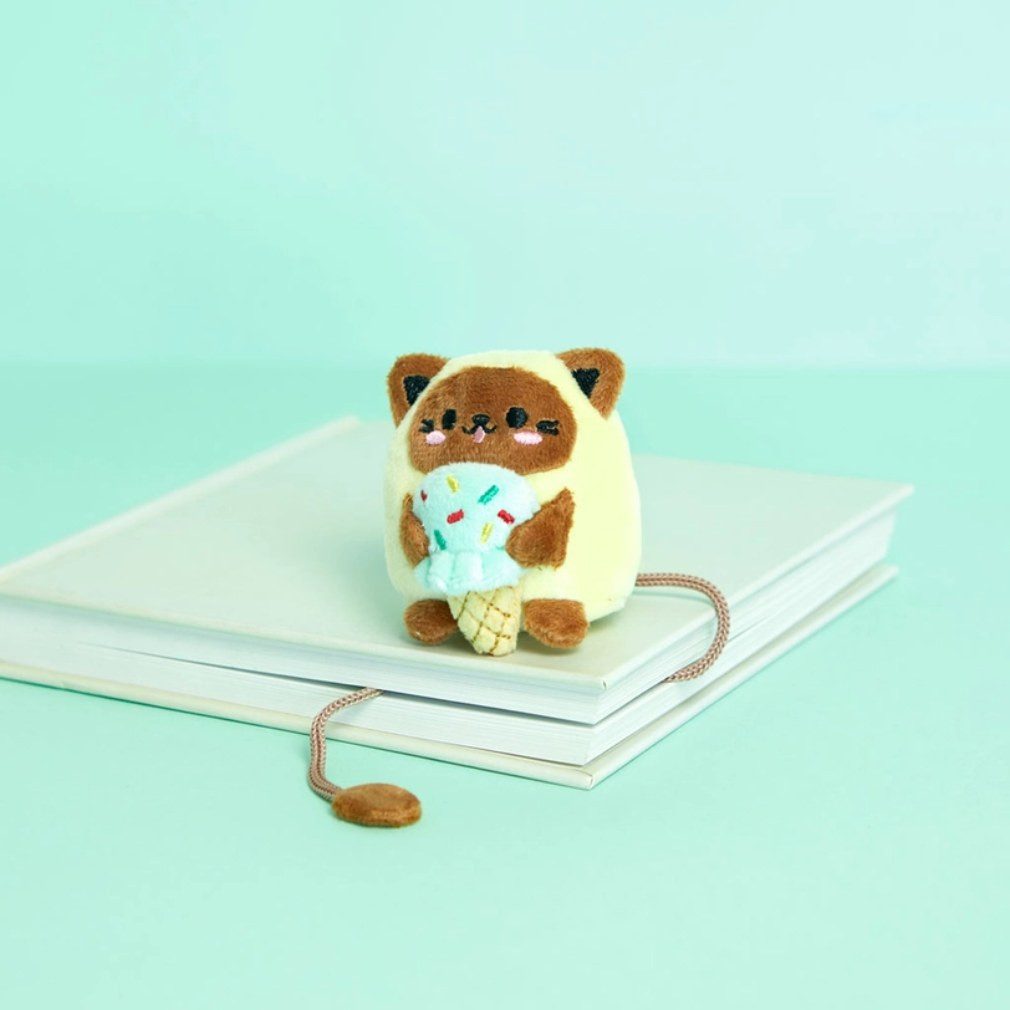 Balvi Lesezeichen Fluffy Kawaii Katze mit Eis Plüsch-Lesezeichen