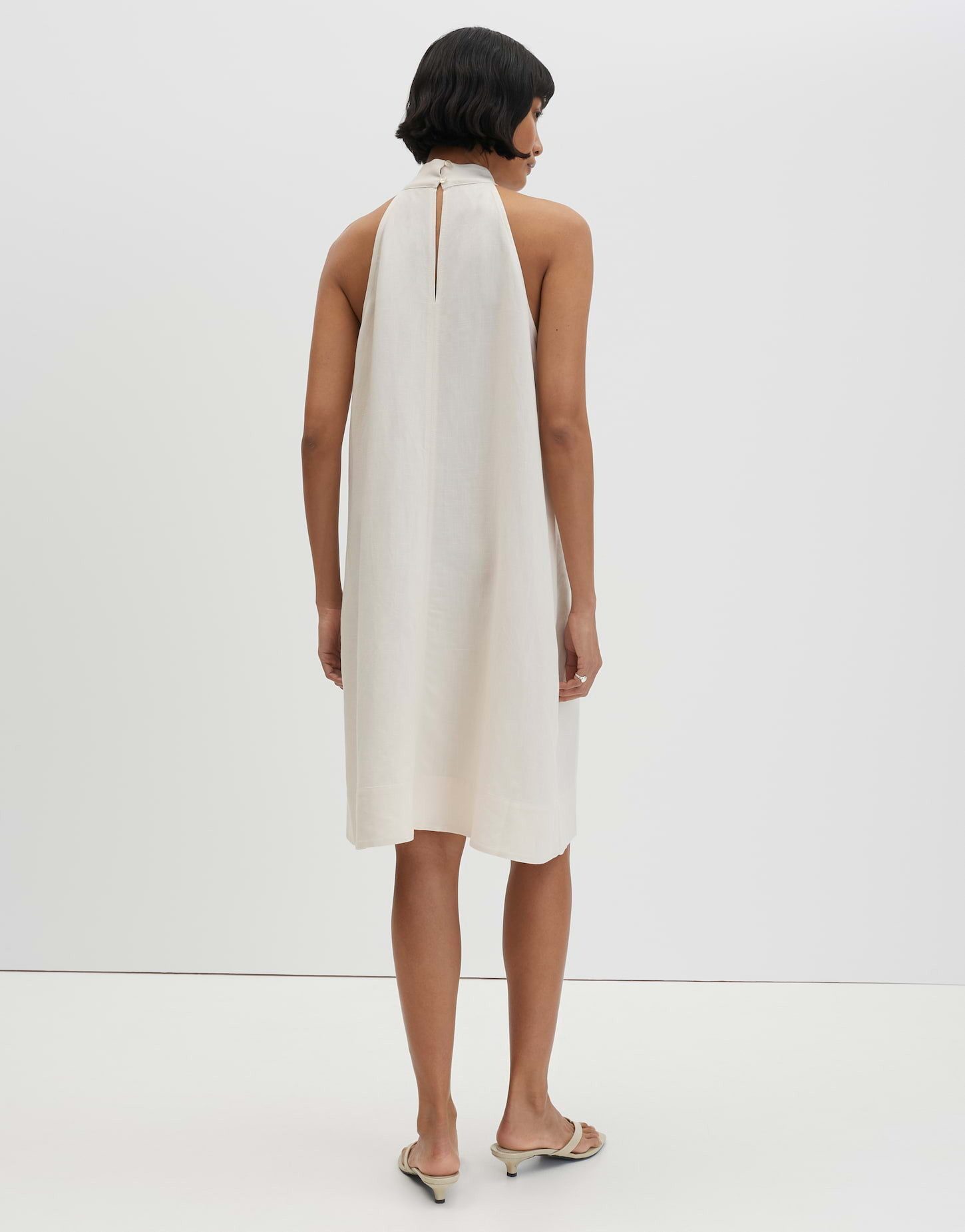 someday Neckholderkleid Qileen aus Webware mit All-Over-Print Weich fließend mit Allover-Muster und femininem Look