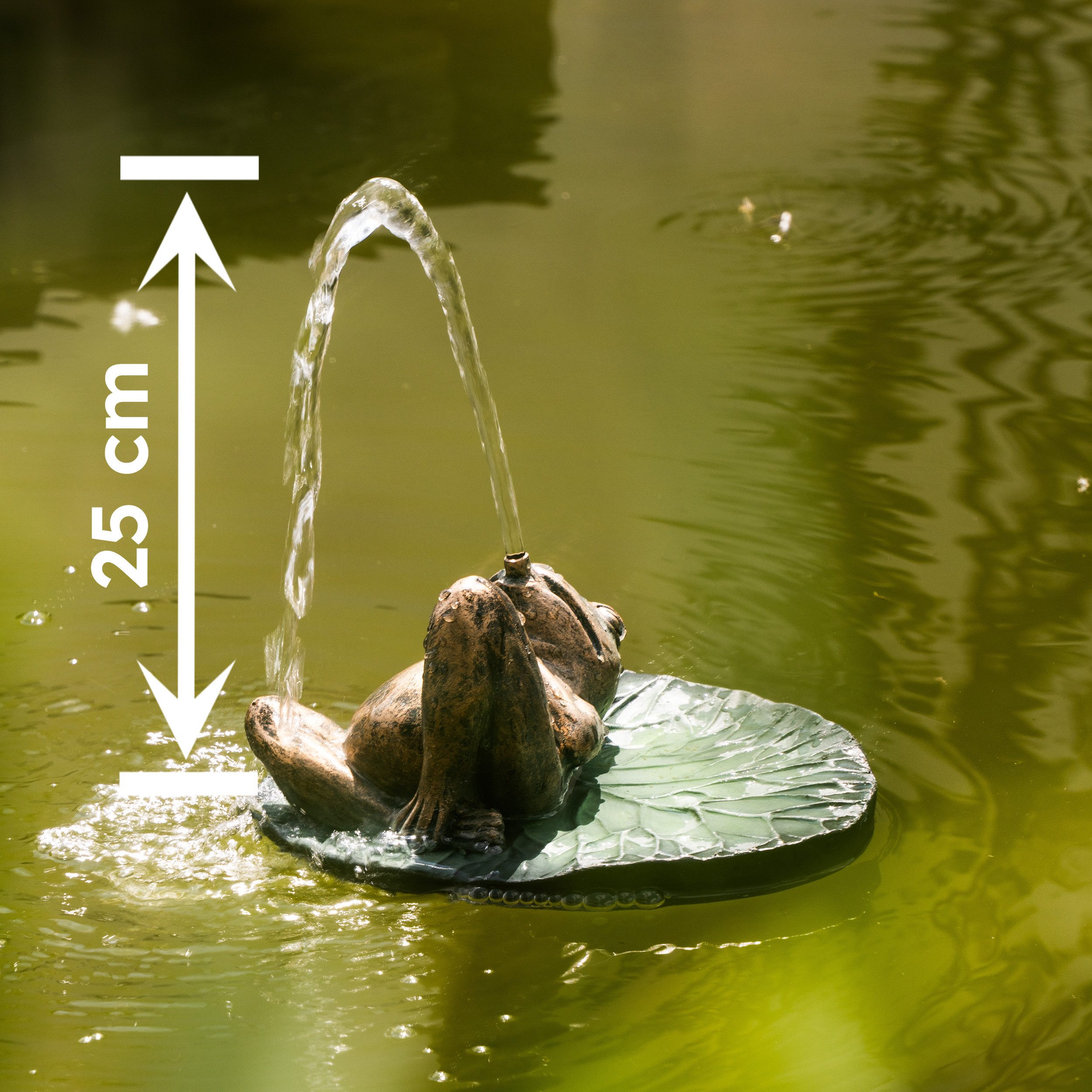 esotec Wasserspeier Solar Komplettset treibender Frosch auf Seerosenblatt mit Pumpe 101672 (Komplettset)