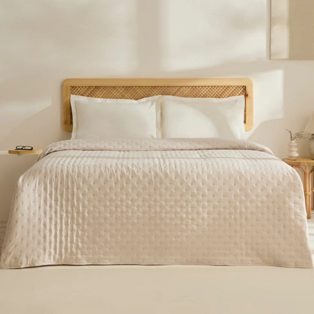 Karaca Home Tagesdecke Breezy Bettüberwurf Beige 230x240 cm günstig online kaufen