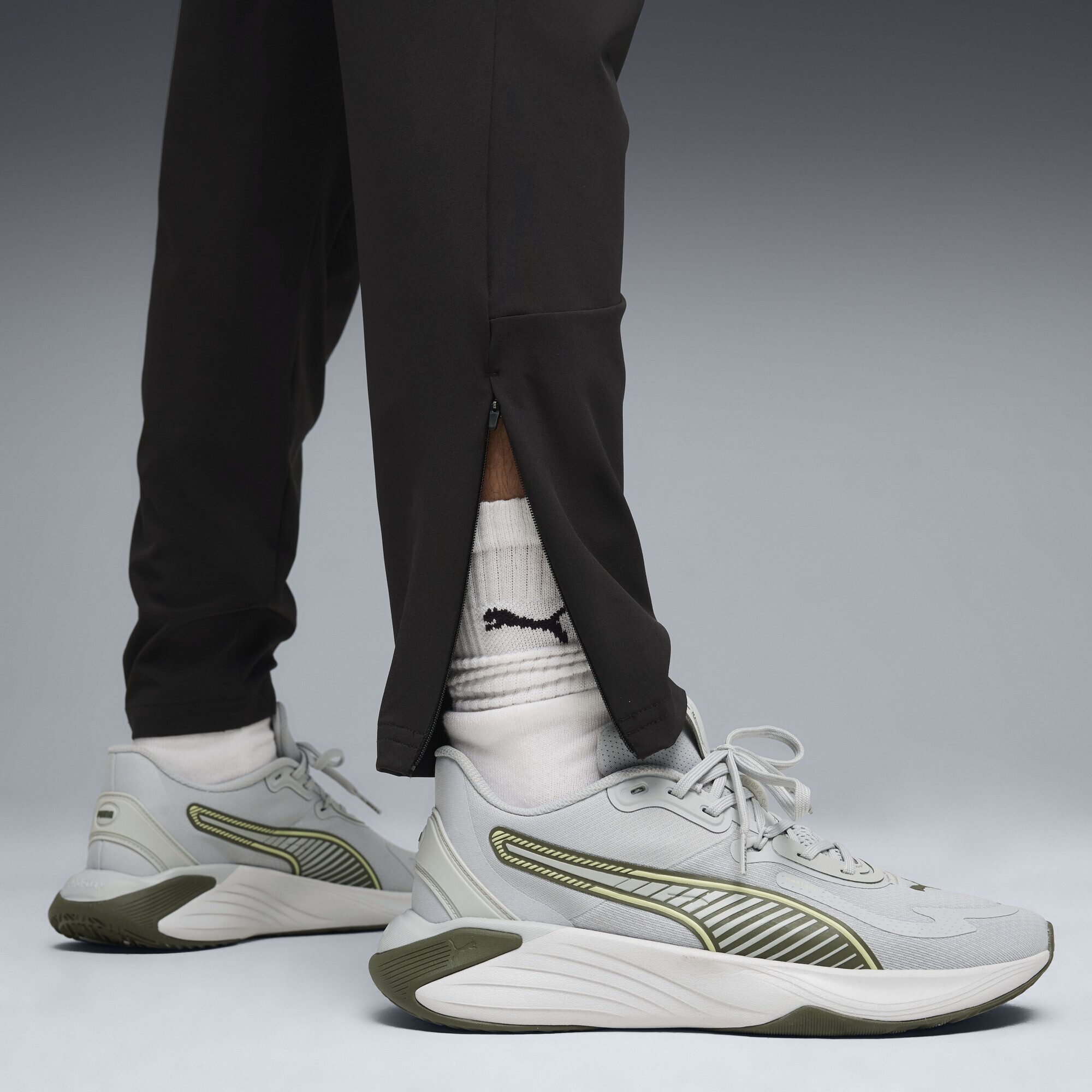 PUMA Trainingshose PWRMODE Aufwärmhose Herren