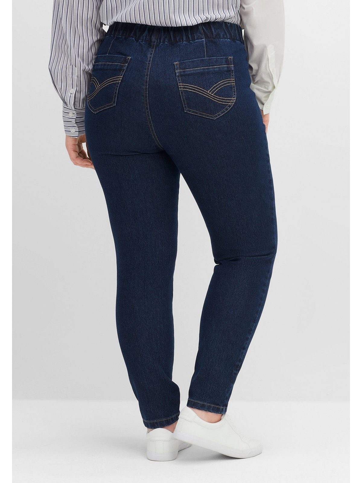 Sheego Schlupfjeans Große Größen schmale Form dark mit Denim Teilungsnähten, blue