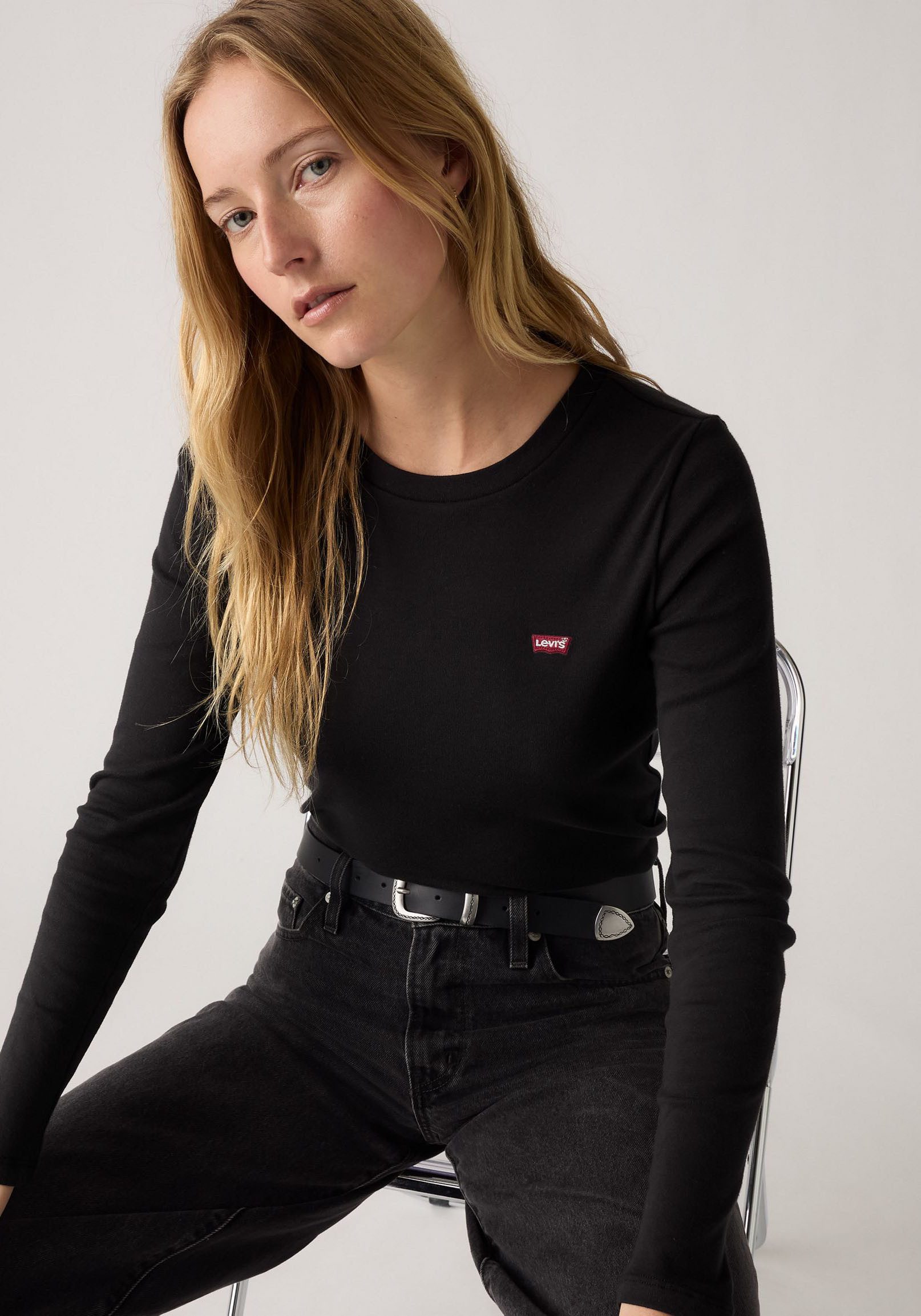 Levi's® Langarmshirt LS 2 Pack Tee (Packung, 2-tlg) mit Batwing Logo-Stickerei