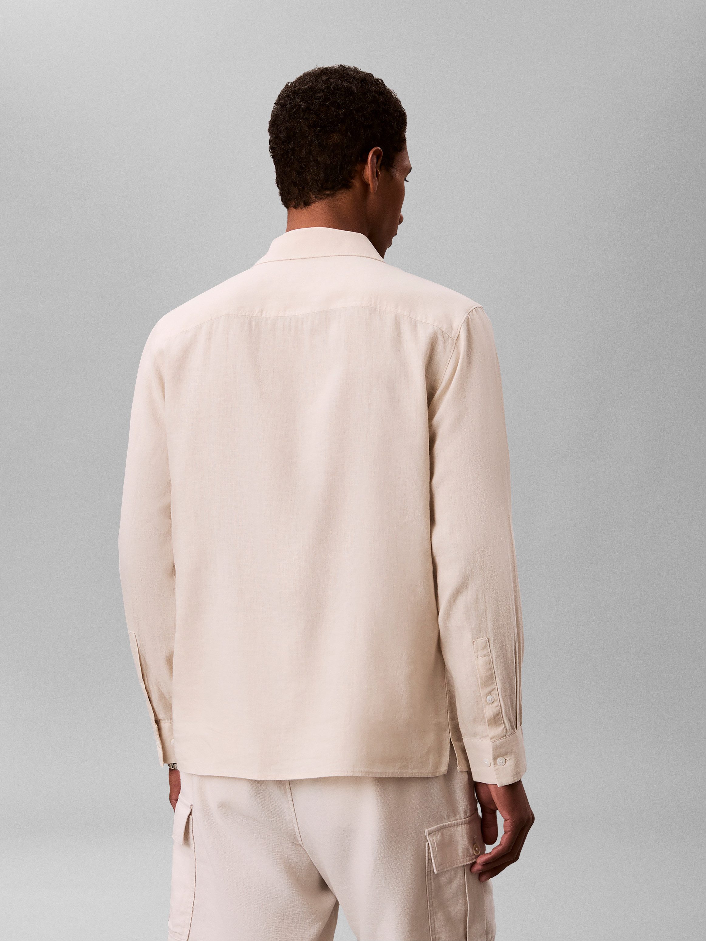 Calvin Klein Leinenhemd SOLID LINEN CLASSIC Kentkragen, Regular Fit, Leinen-Viskosemix