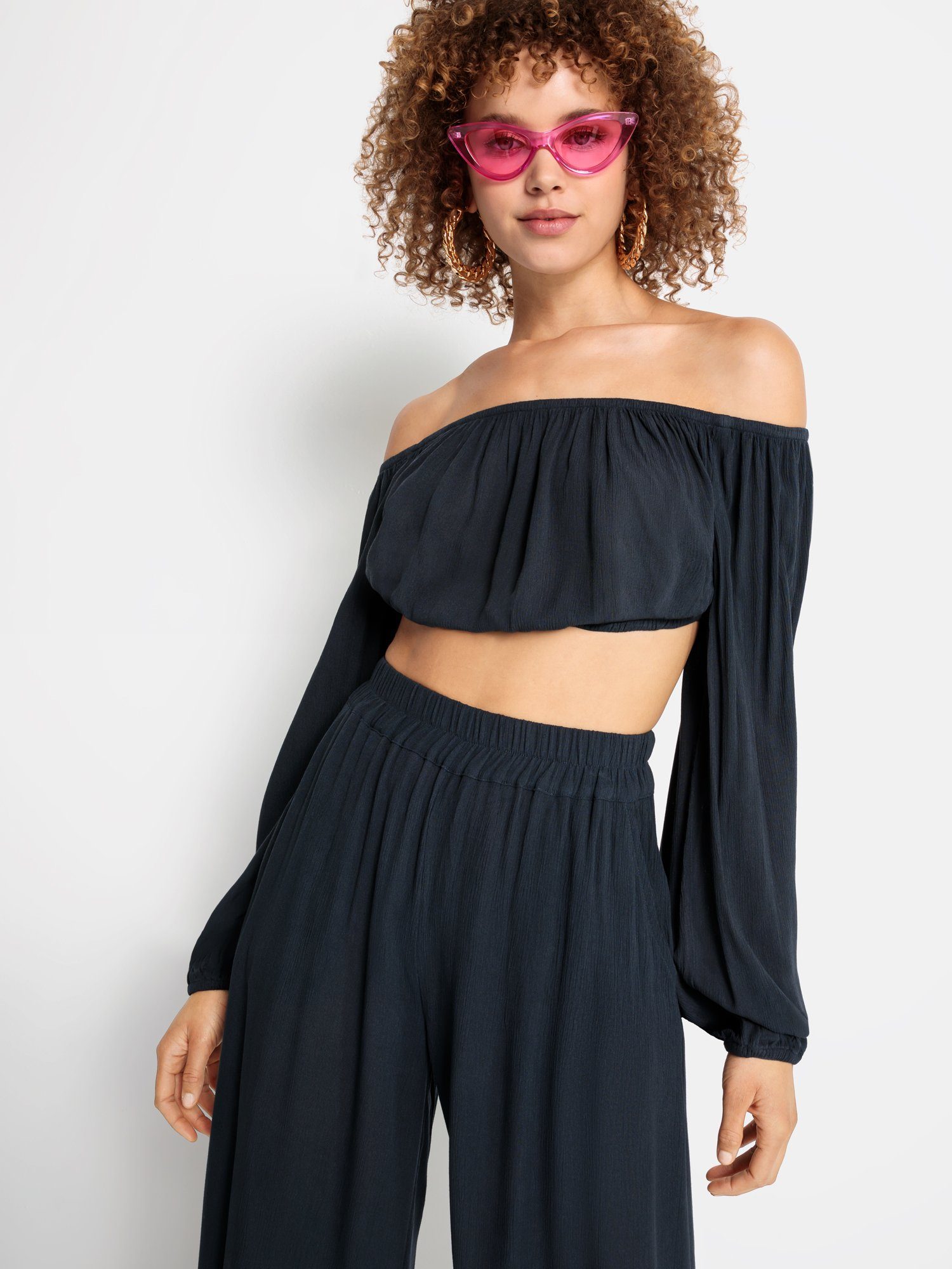 LSCN by LASCANA Carmenbluse in verkürzter Länge