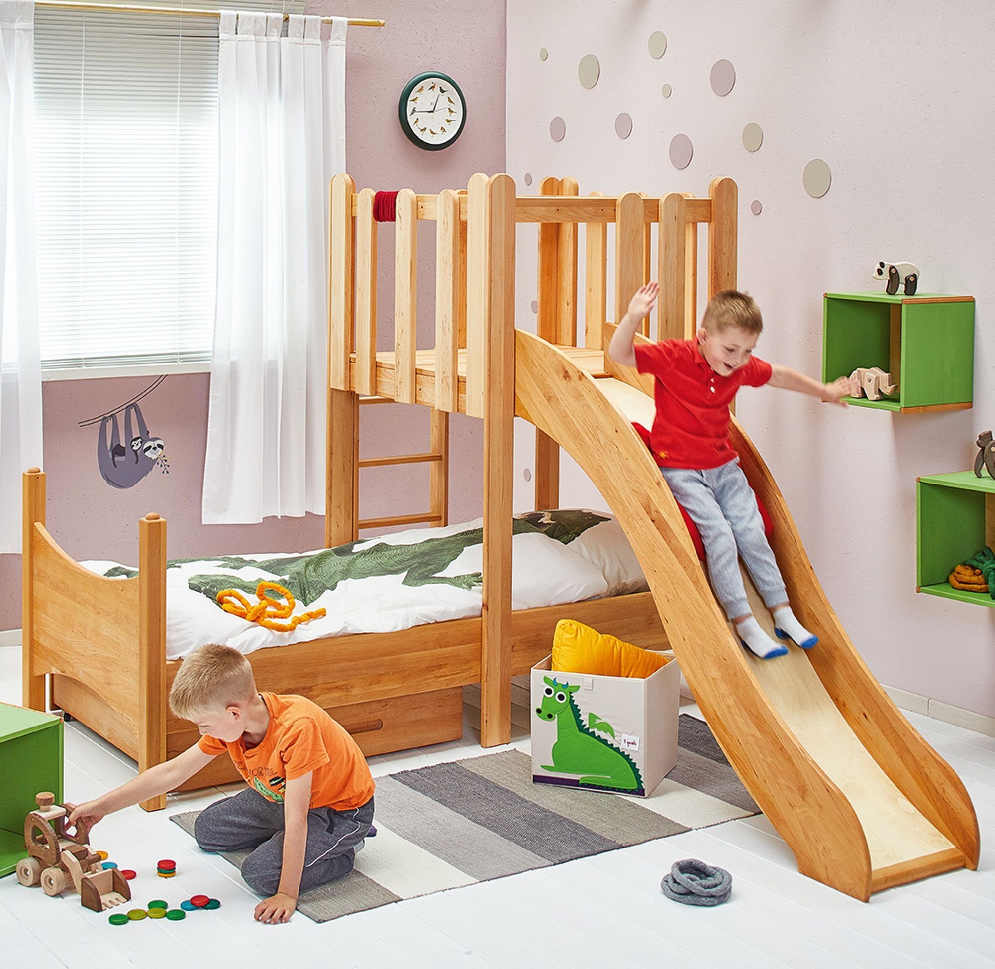 BioKinder - Das gesunde Kinderzimmer Kinderbett Noah, 90x200 cm mit  Spielturm und Rutsche