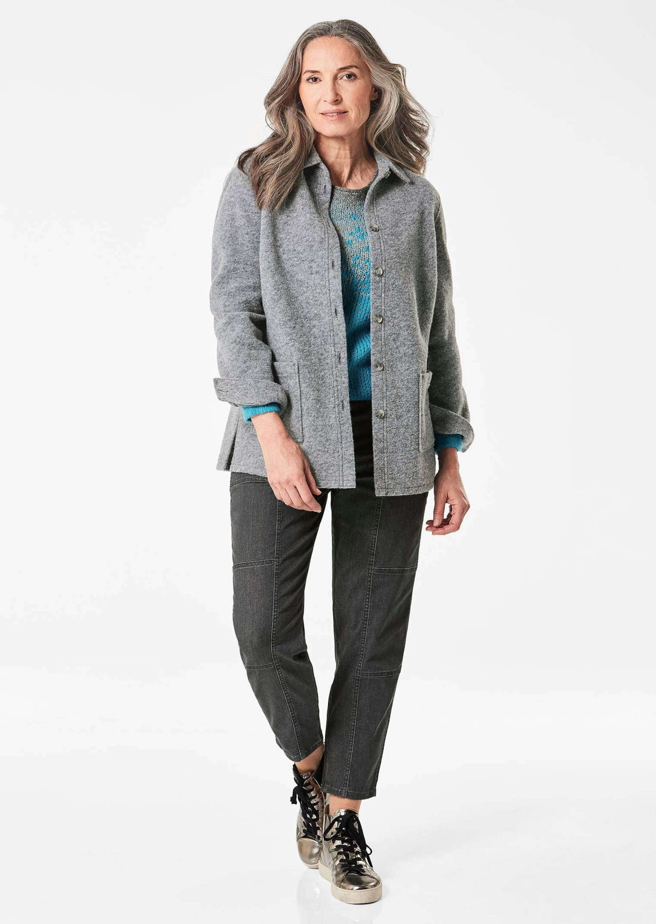 GOLDNER Shirtjacke Kurzgröße: Lässige Wolljacke mit Hemdkragen Shirtjacke mit Knopfleiste und langen Manschettenärmeln mit Schlitz