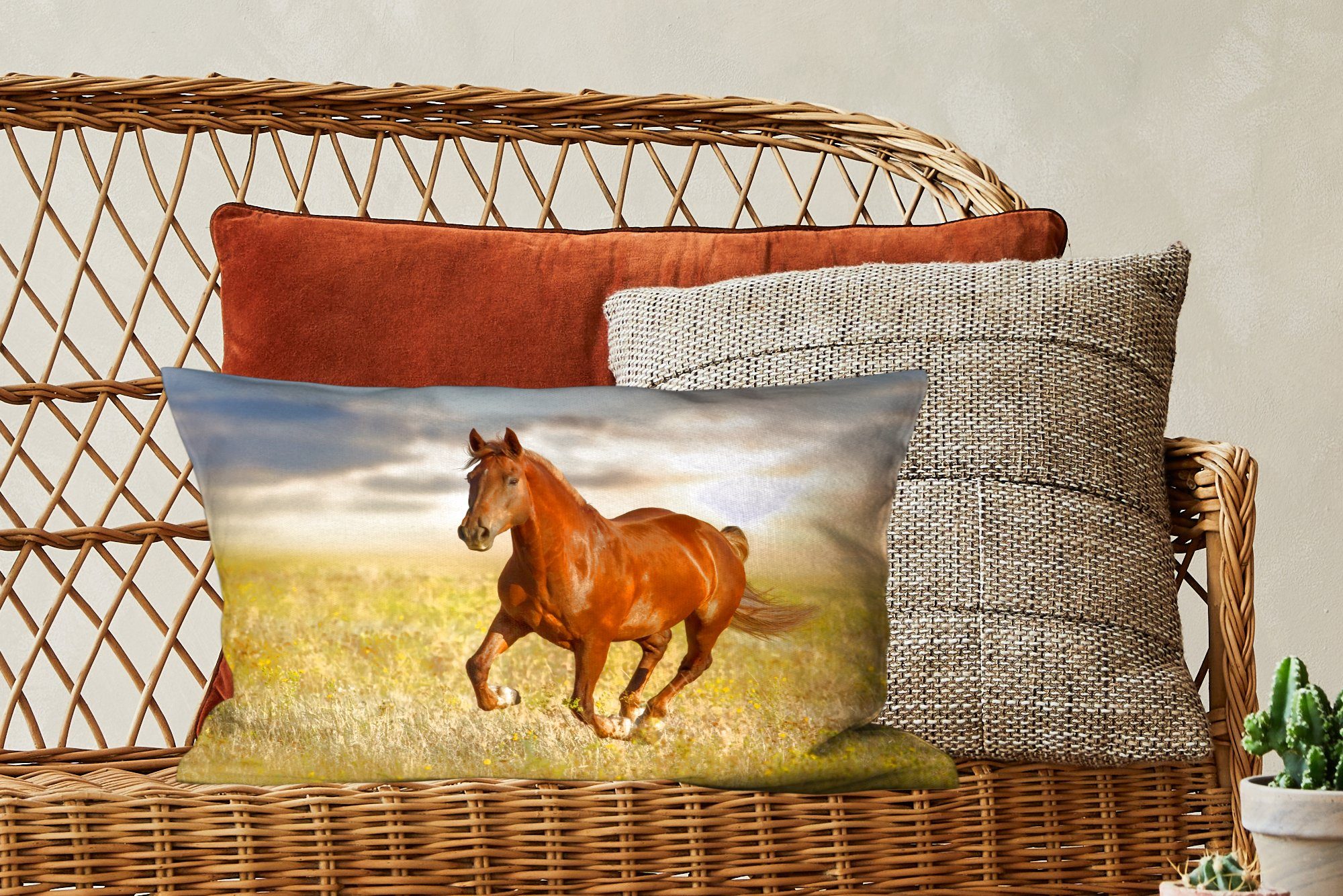 Pferd Dekokissen Gras - - - Dekoration, Tier, Füllung, mit Zierkissen, MuchoWow Wohzimmer Sonne Schlafzimmer Dekokissen