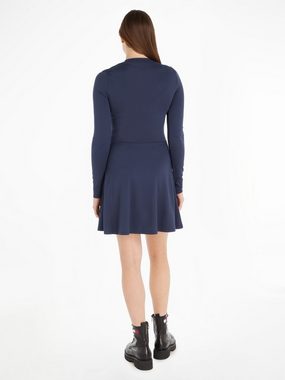 Tommy Jeans Skaterkleid TJW LS FIT & FLARE DRESS mit Tommy Jeans Markenlabel