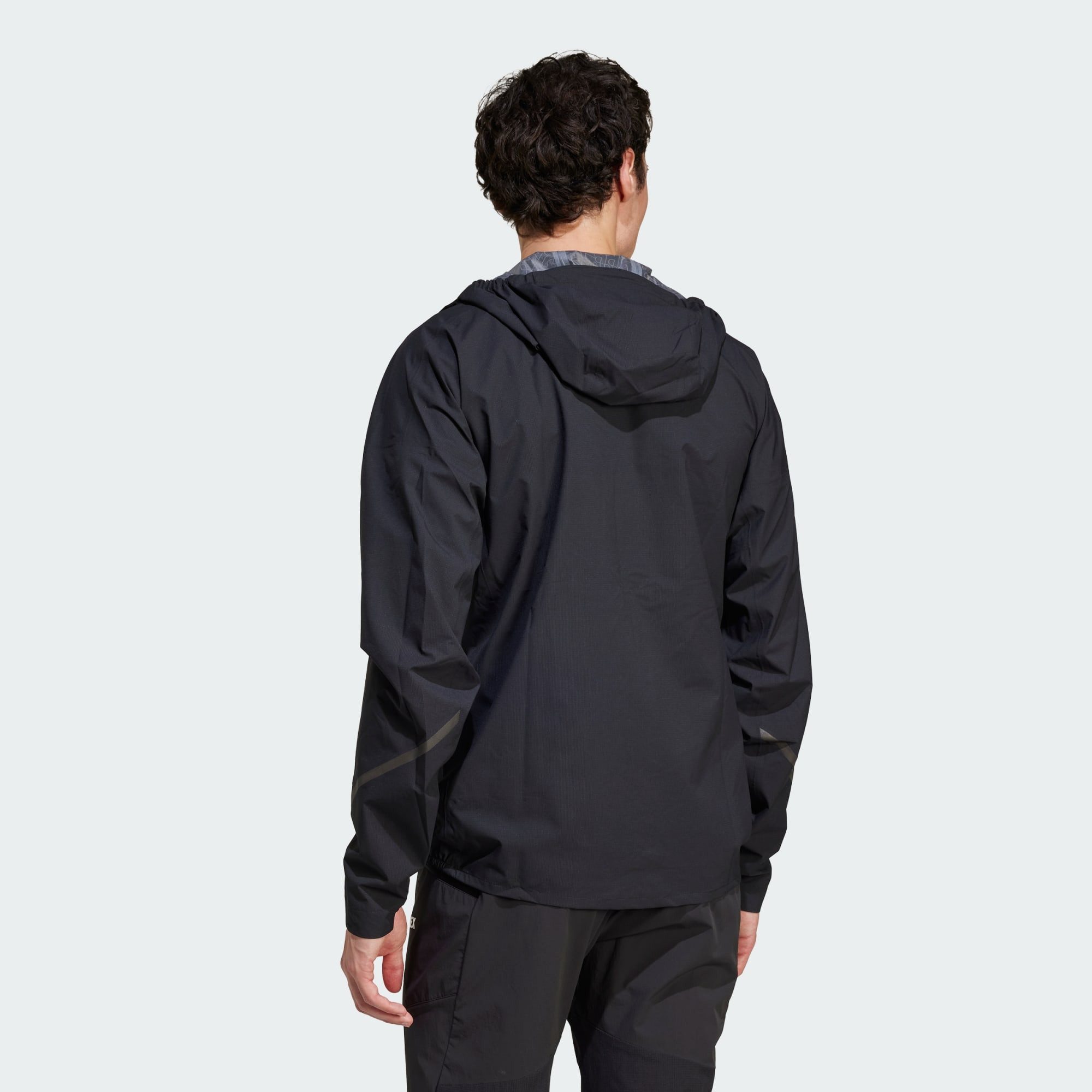 adidas TERREX Trainingsjacke TERREX XPERIOR 2.5 LAYER LIGHT CLIMAPROOF JACKE (1-St)