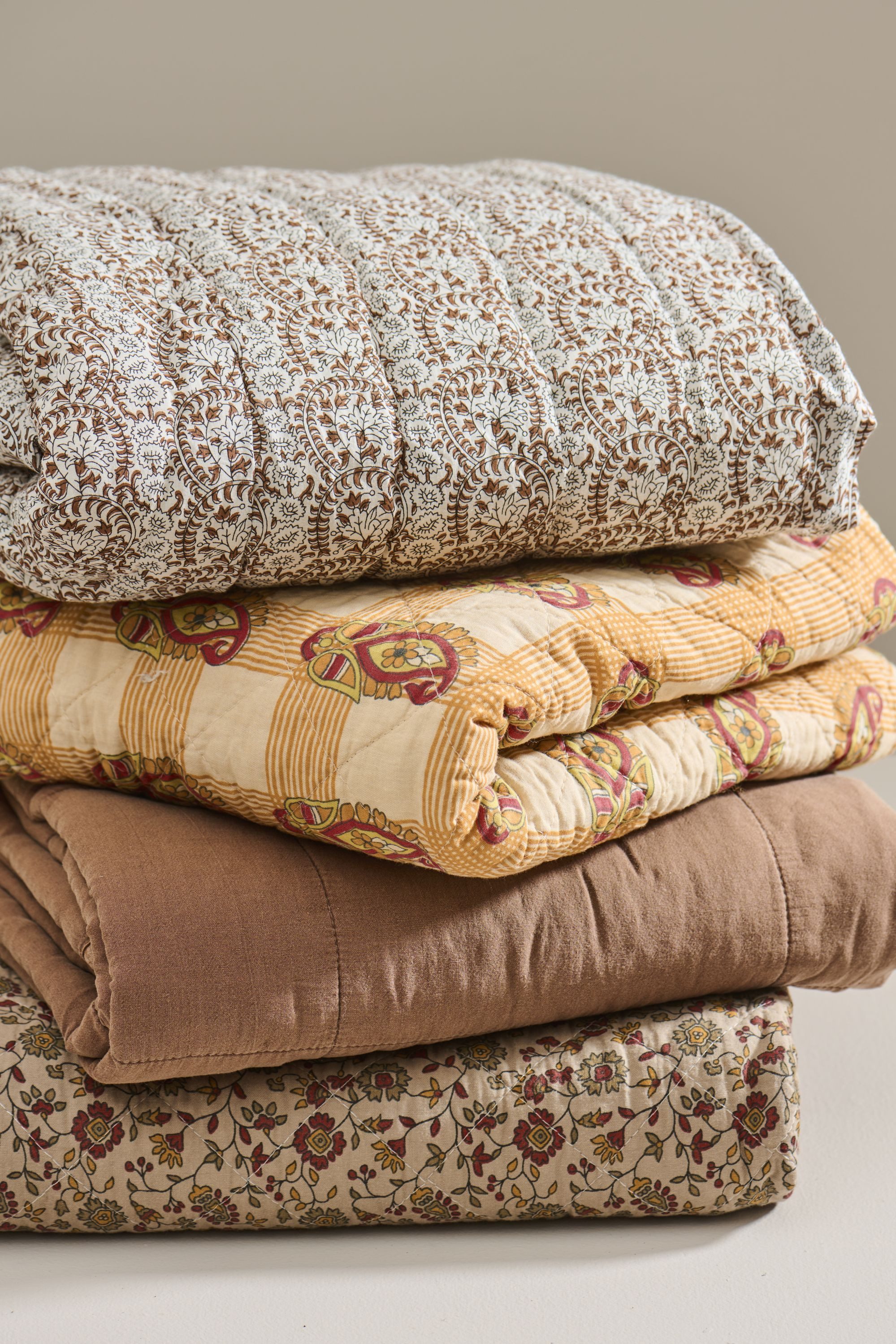 Ib Laursen Tagesdecke Ib Laursen - Decke Quilt Tagesdecke 170x130cm Braunes Blattmuster
