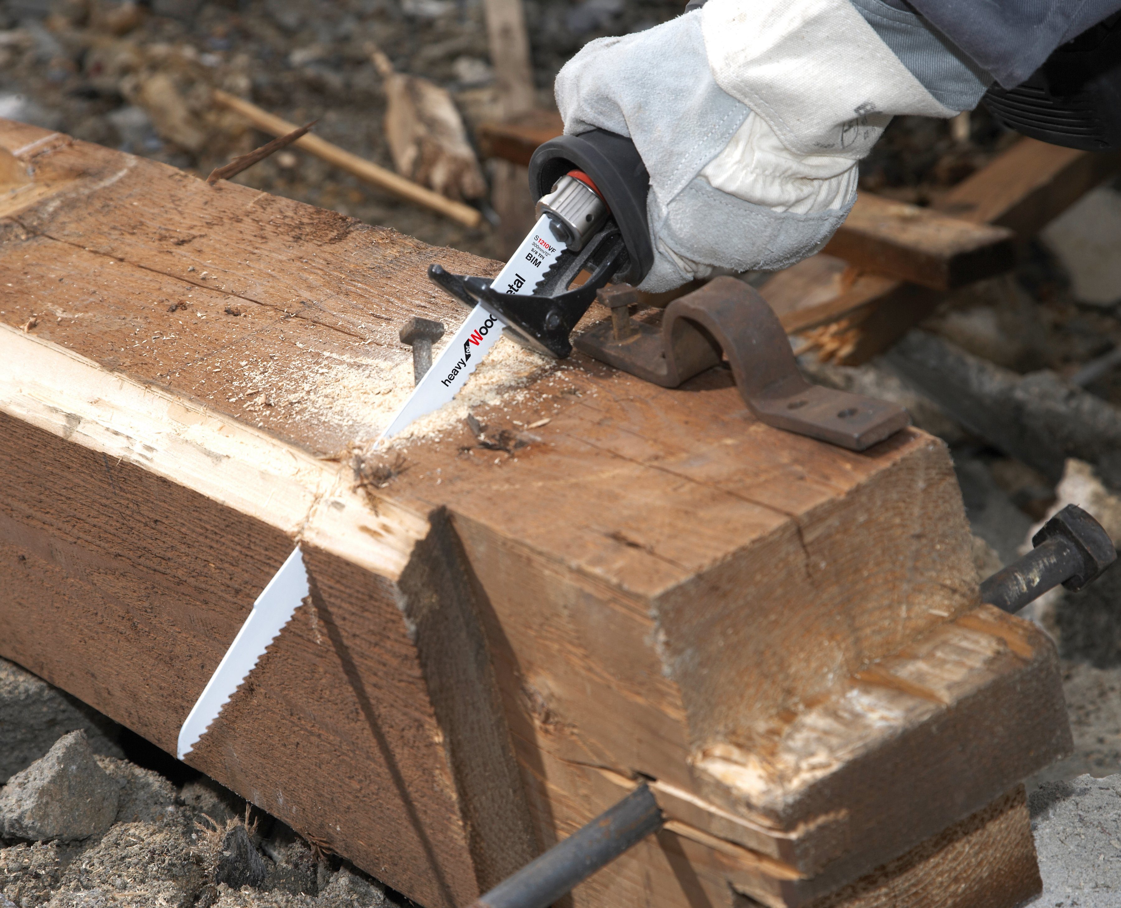 Professional Bosch Säbelsägeblatt Wood (100-St) and Metal Heavy DF 611 S for
