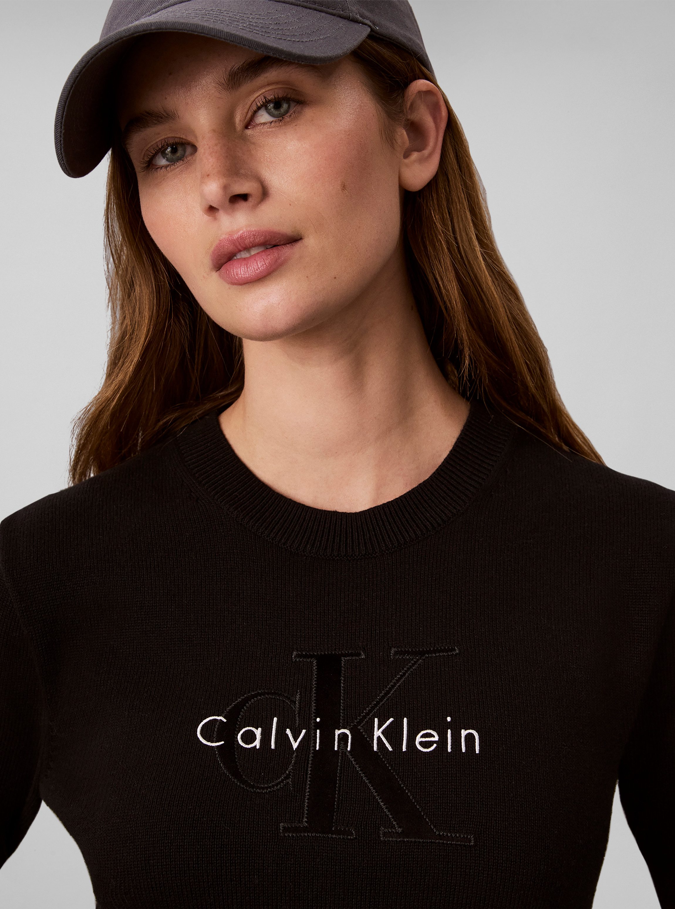 Calvin Klein Jeans Minikleid LOGO MINIDRESS Regular fit, Logoschriftzug – Bild 2 von 5