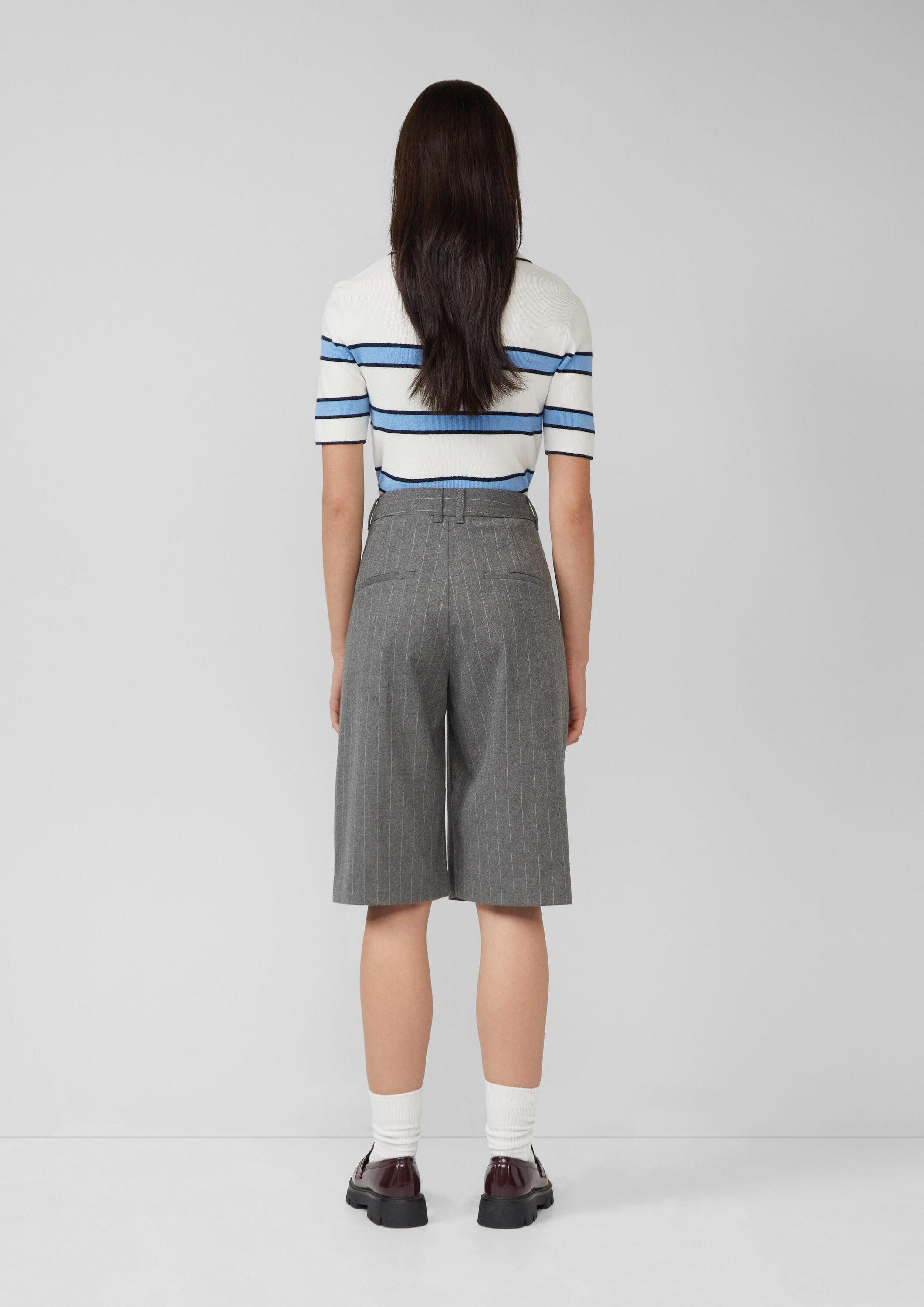 s.Oliver Shorts Hose Bermuda mit Bundfalten und Nadelstreifen