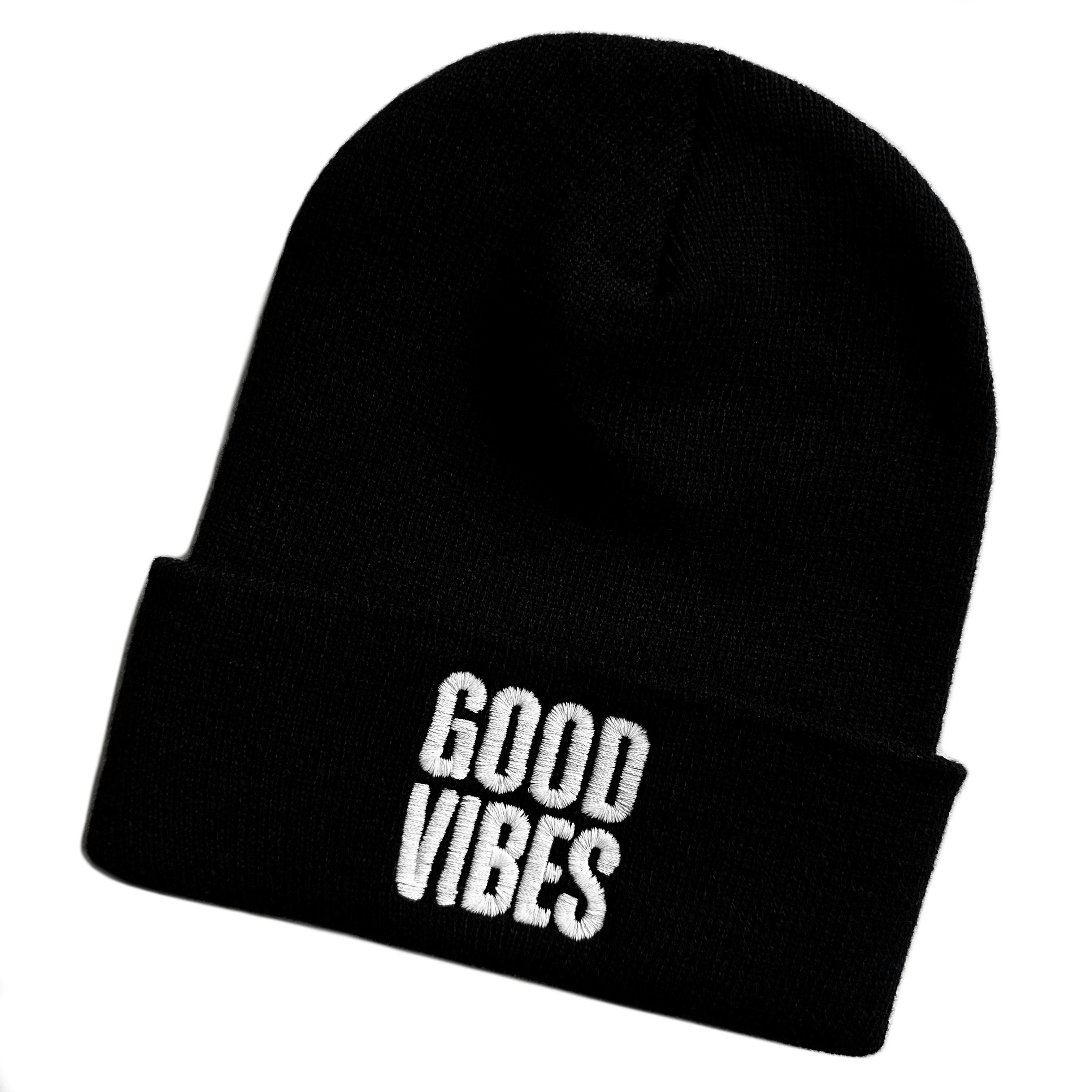 Schnoschi Strickmütze Wintermütze Good Vibes Beanie Mütze bestickt Spruch Streetwear Unisex mit breitem Umschlag