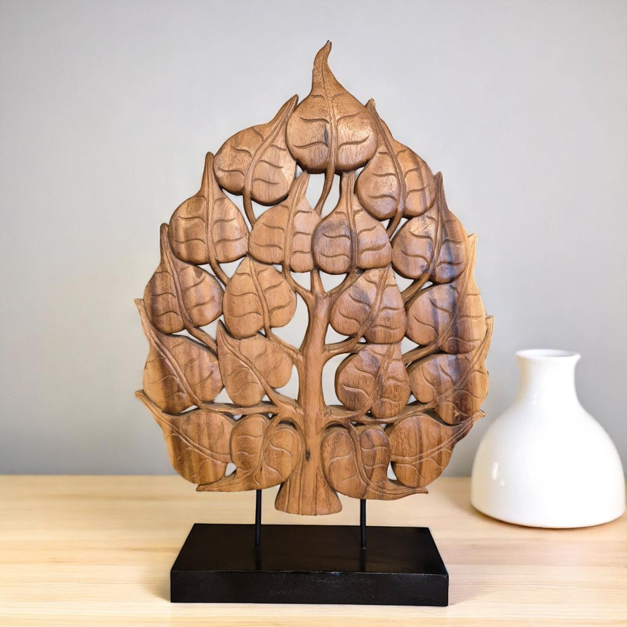 Kinaree Skulptur Suar Holz Schnitzerei Lebensbaum, Handgefertigt, Schnitzerei, Naturprodukt