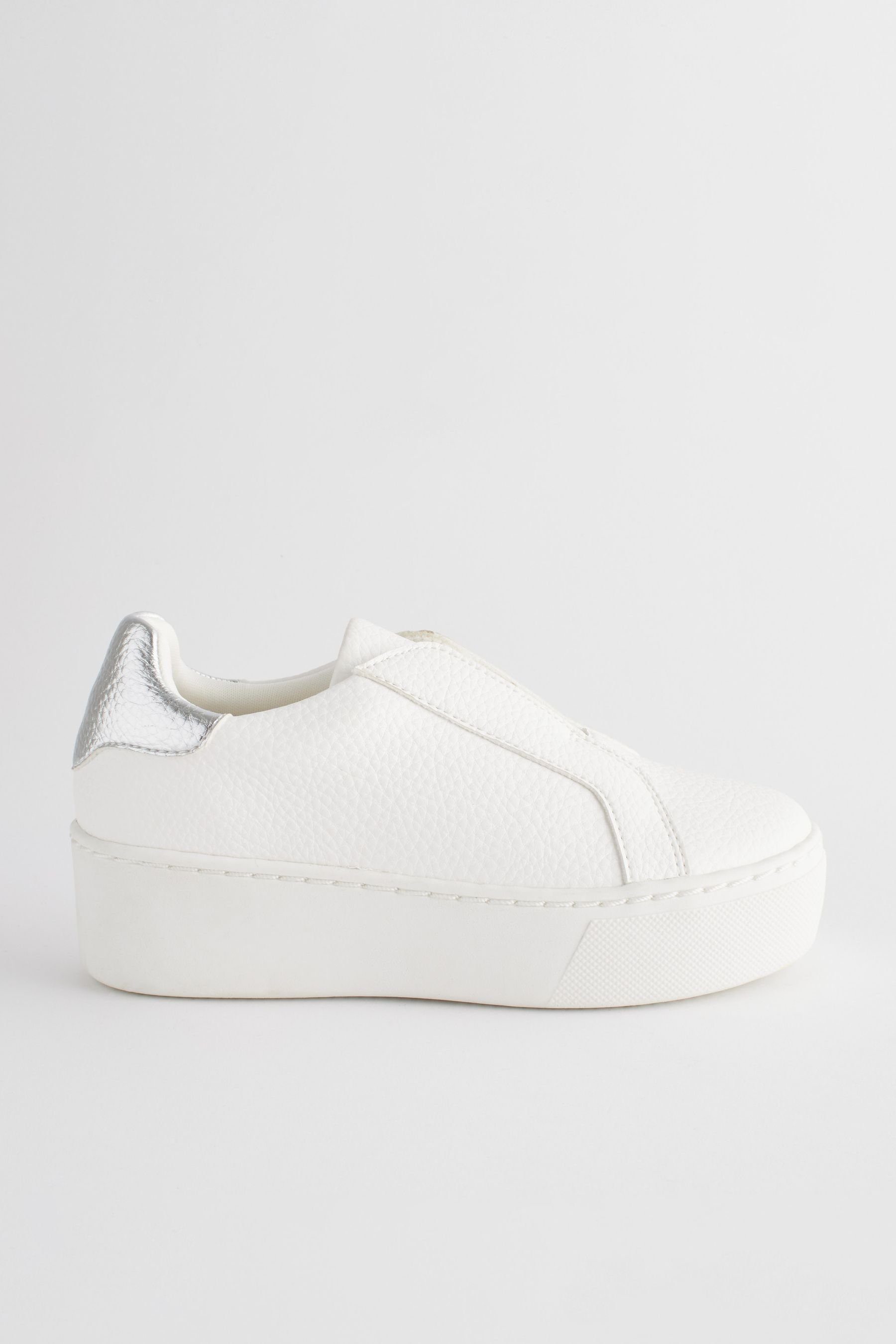 Next Kompakte Sneaker mit Keilabsatz Sneaker (1-tlg) White