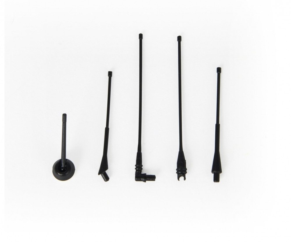 Carson 1:14 Truck Antennen-Satz Universal (5) RC-Ladegerät
