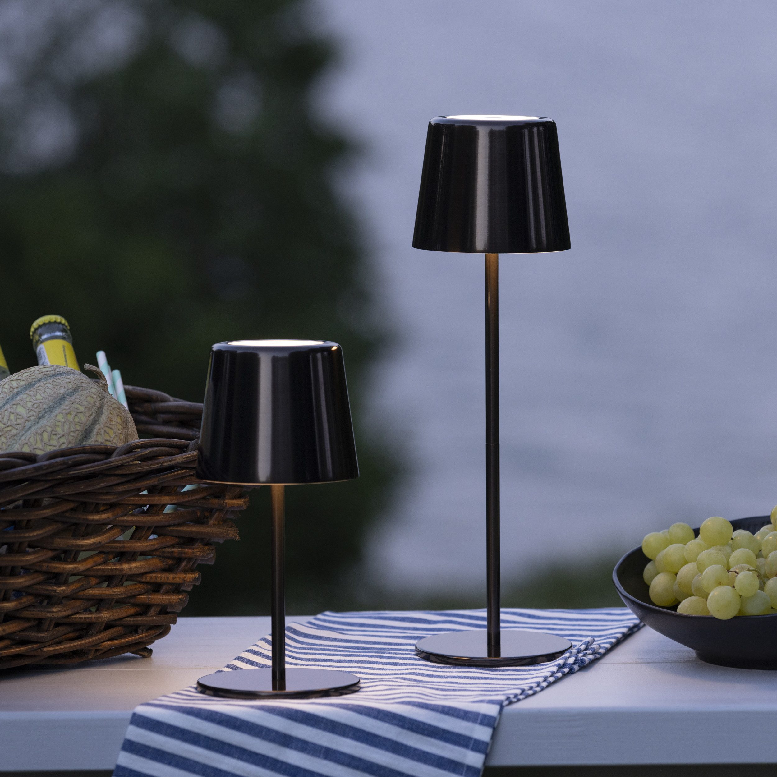 Lightbox Tischleuchte, LED fest integriert, warmweiß - kaltweiß, mobile LED Außen Tischlampe, 37 cm, 300lm, CCT, USB, schwarz verchromt