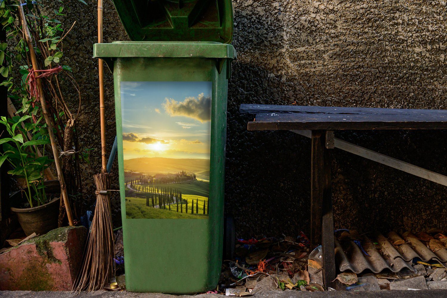 Mülltonne, St), MuchoWow Italien - Mülleimer-aufkleber, - Wandsticker (1 Sonne Abfalbehälter Sticker, Toskana Container,