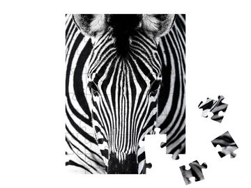 puzzleYOU Puzzle Nahaufnahme eines Zebras, schwarz-weiß, 48 Puzzleteile, puzzleYOU-Kollektionen Fotokunst