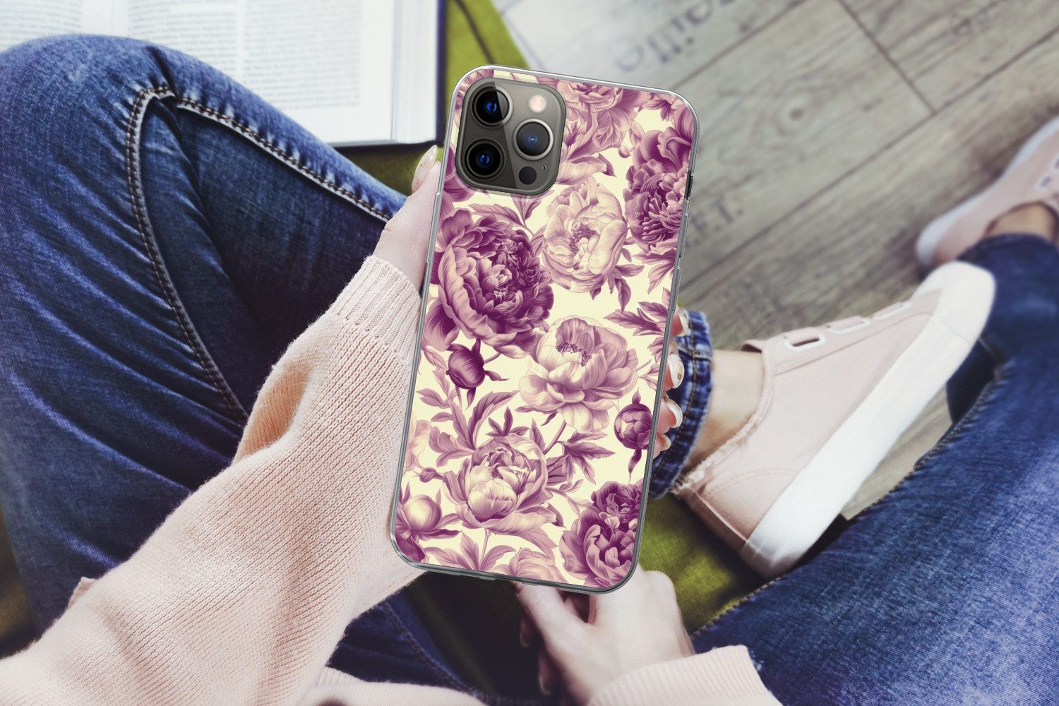 MuchoWow Handyhülle für Apple iPhone 13 Pro Max Blumen - Muster - Lila - Beige, Smartphone-Bumper, Print, Handy Schutzhülle Dünn