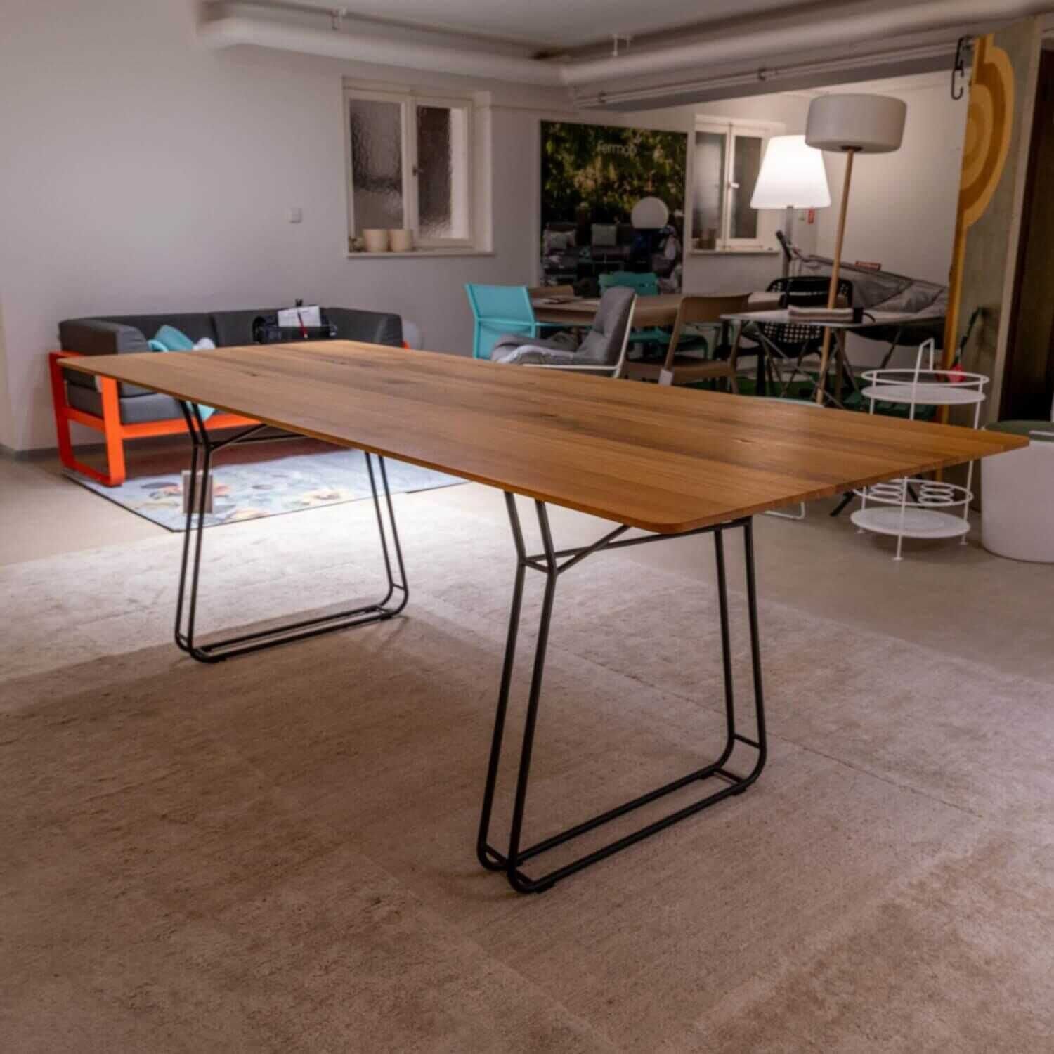 Esstisch Tisch Figura Eiche Gestell Schwarz
