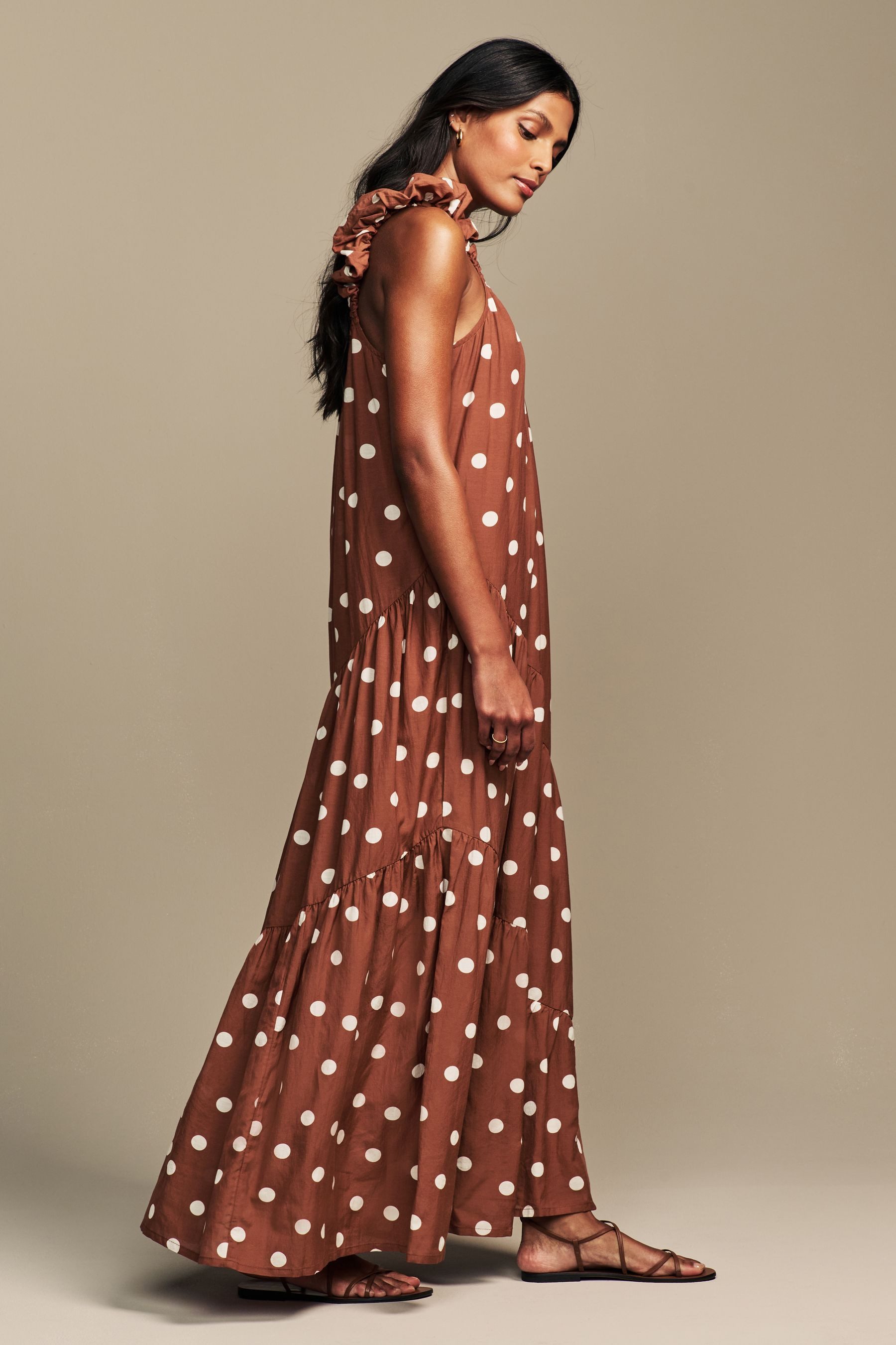 LAURA ASHLEY Maxikleid Laura Ashley Maxikleid mit floralem Print (1-tlg) günstig online kaufen