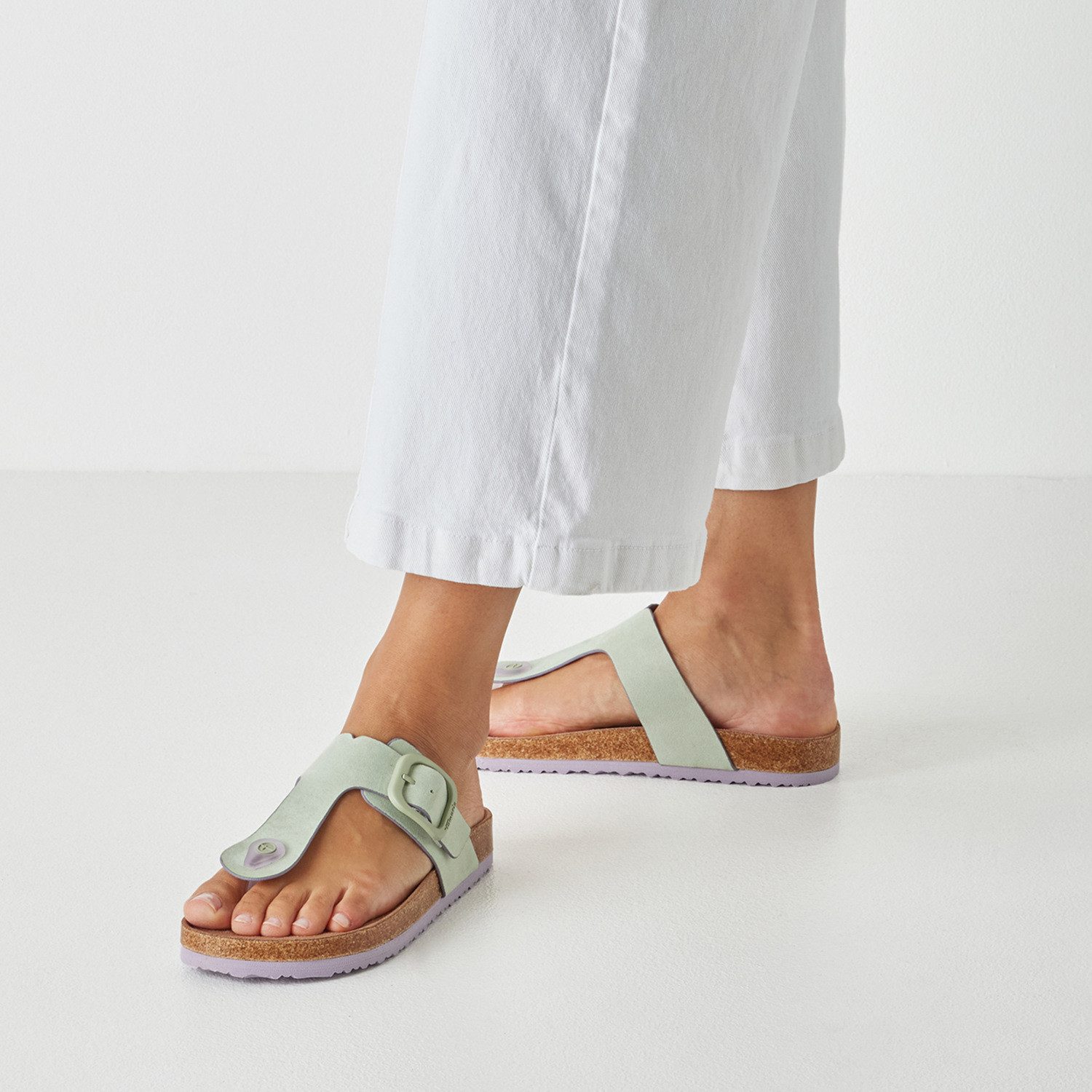 Tamaris Zehentrenner Schlupfschuh, Flats, Bequemschuh, Hausschuh mit T-Logo