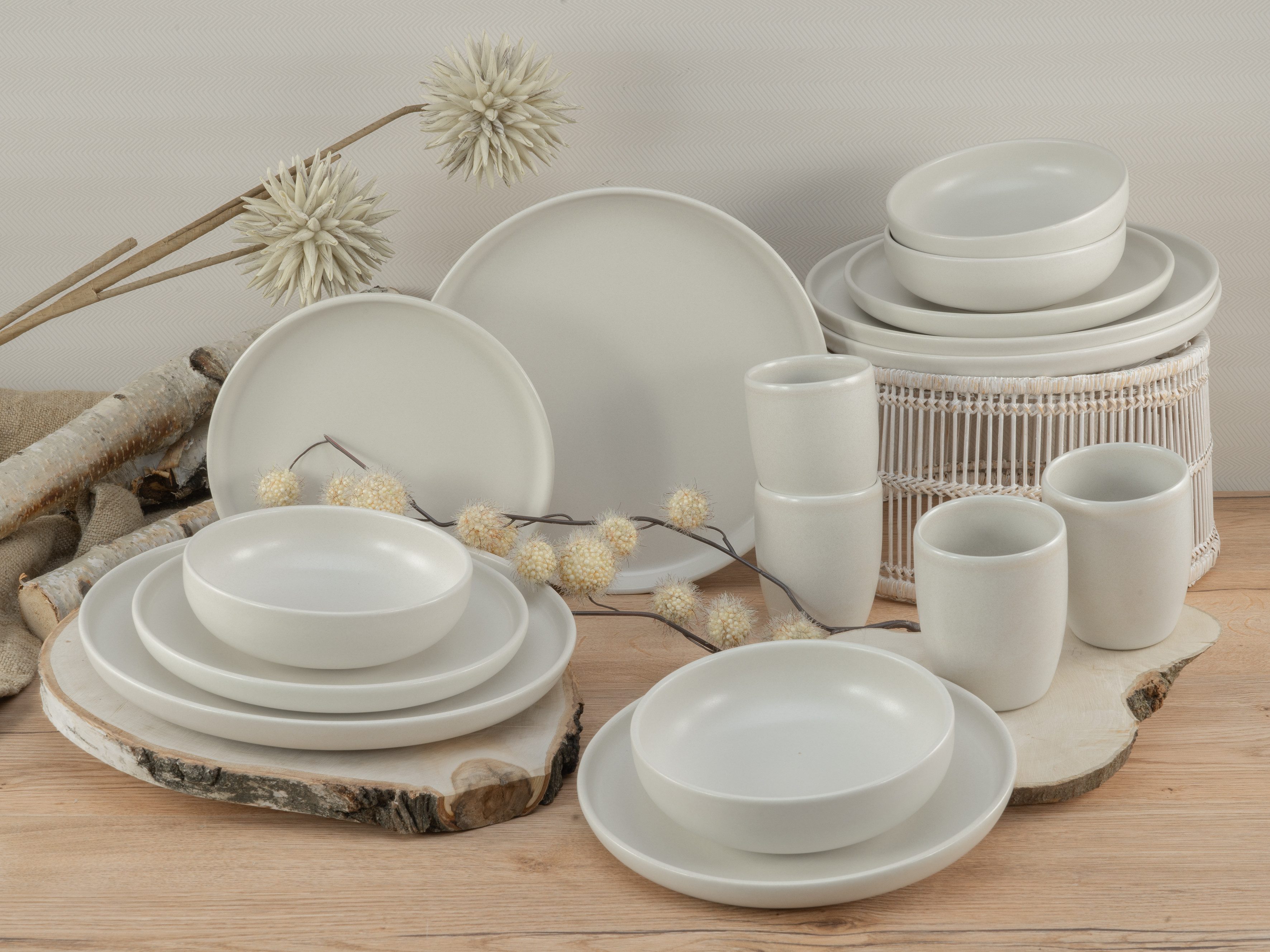 CreaTable Kombiservice Uno (16-tlg), 4 Personen, Steinzeug, seidenmatte Oberfläche, jedes Stück ein Unikat