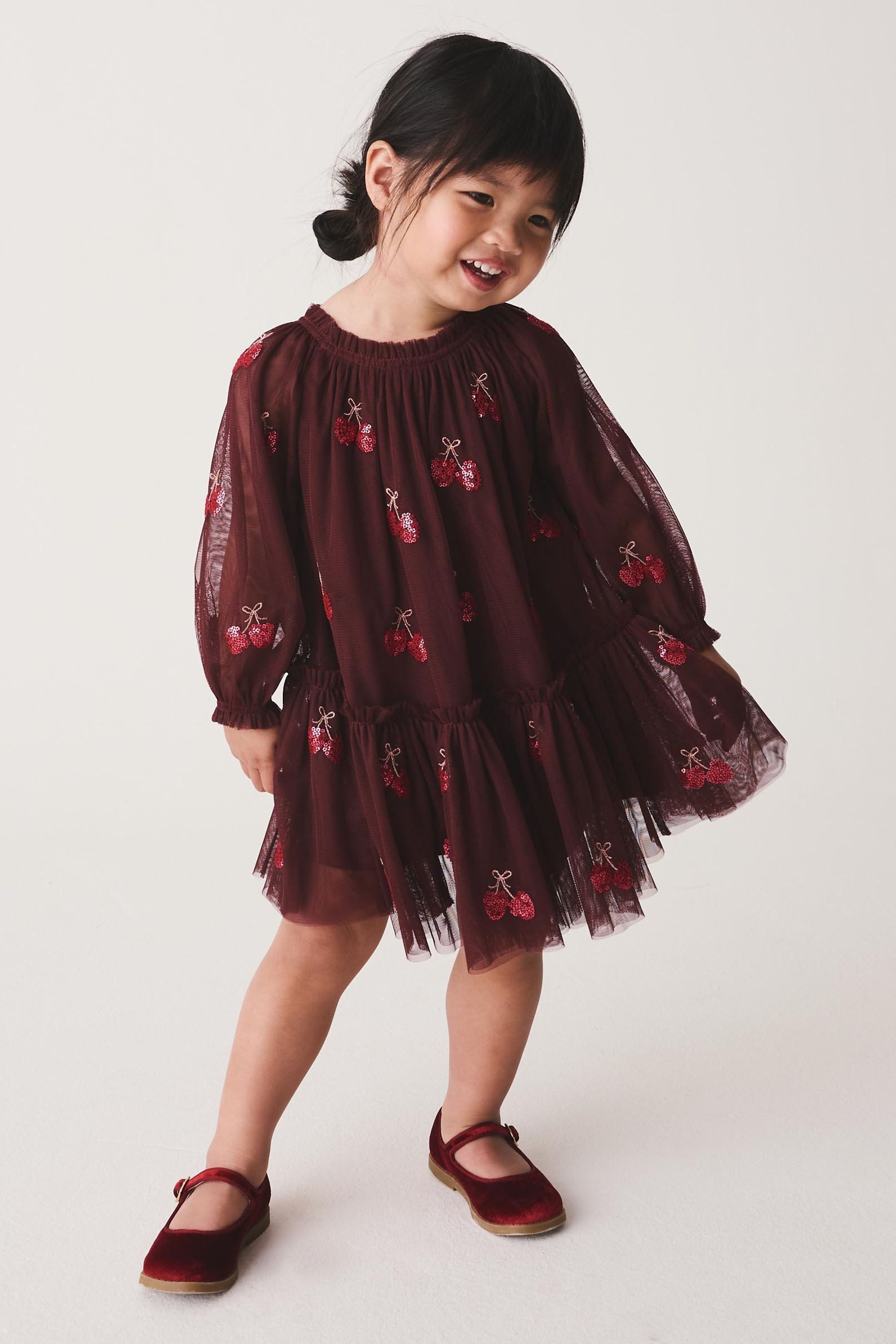 Next Partykleid Festliches Kleid aus Mesh mit Pailletten, Kirsche (1-tlg)
