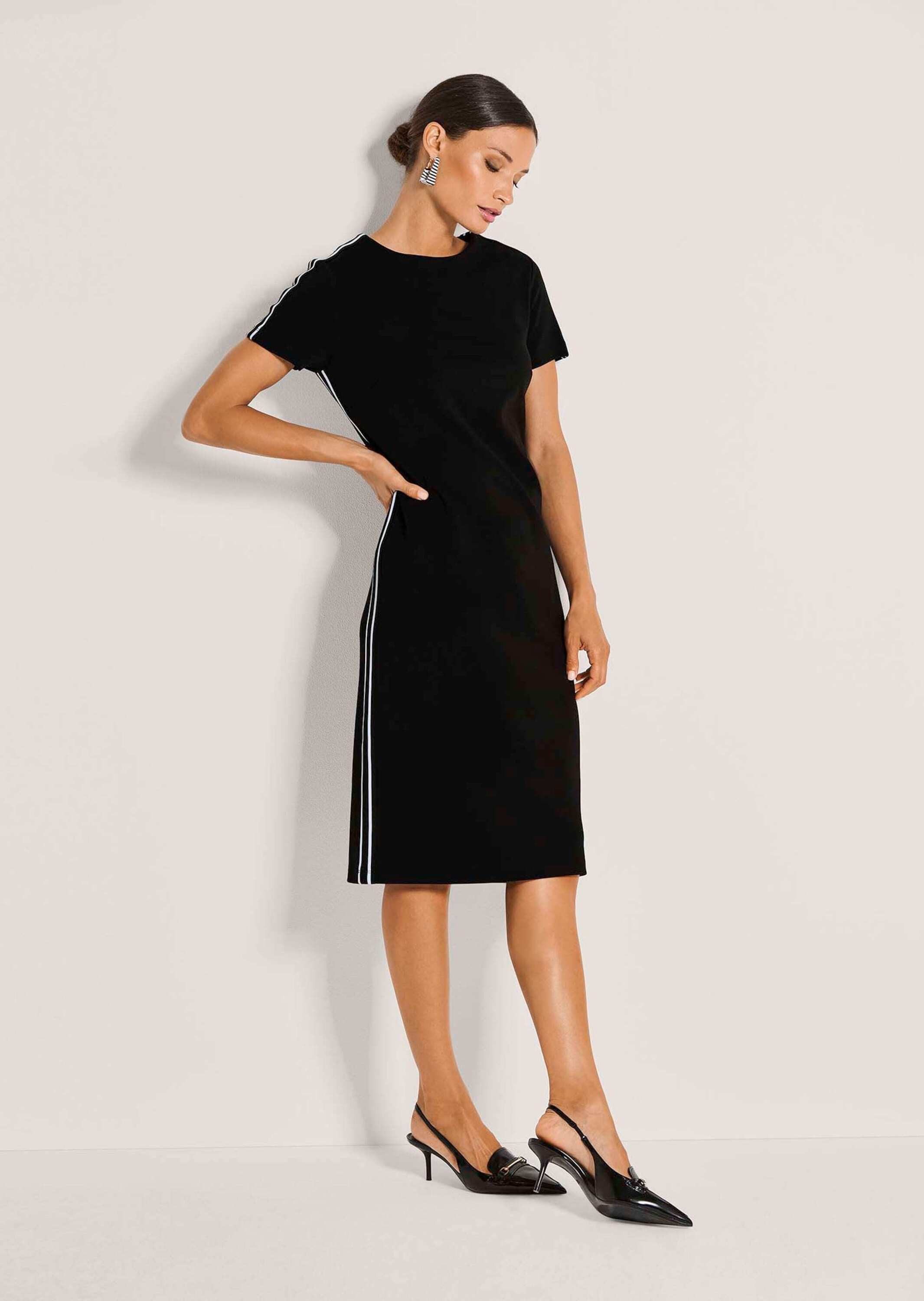 MADELEINE Maxikleid Viskosekleid mit Kontraststreifen Midikleid mit Rundhalsausschnitt, Kurzarm und Knielänge