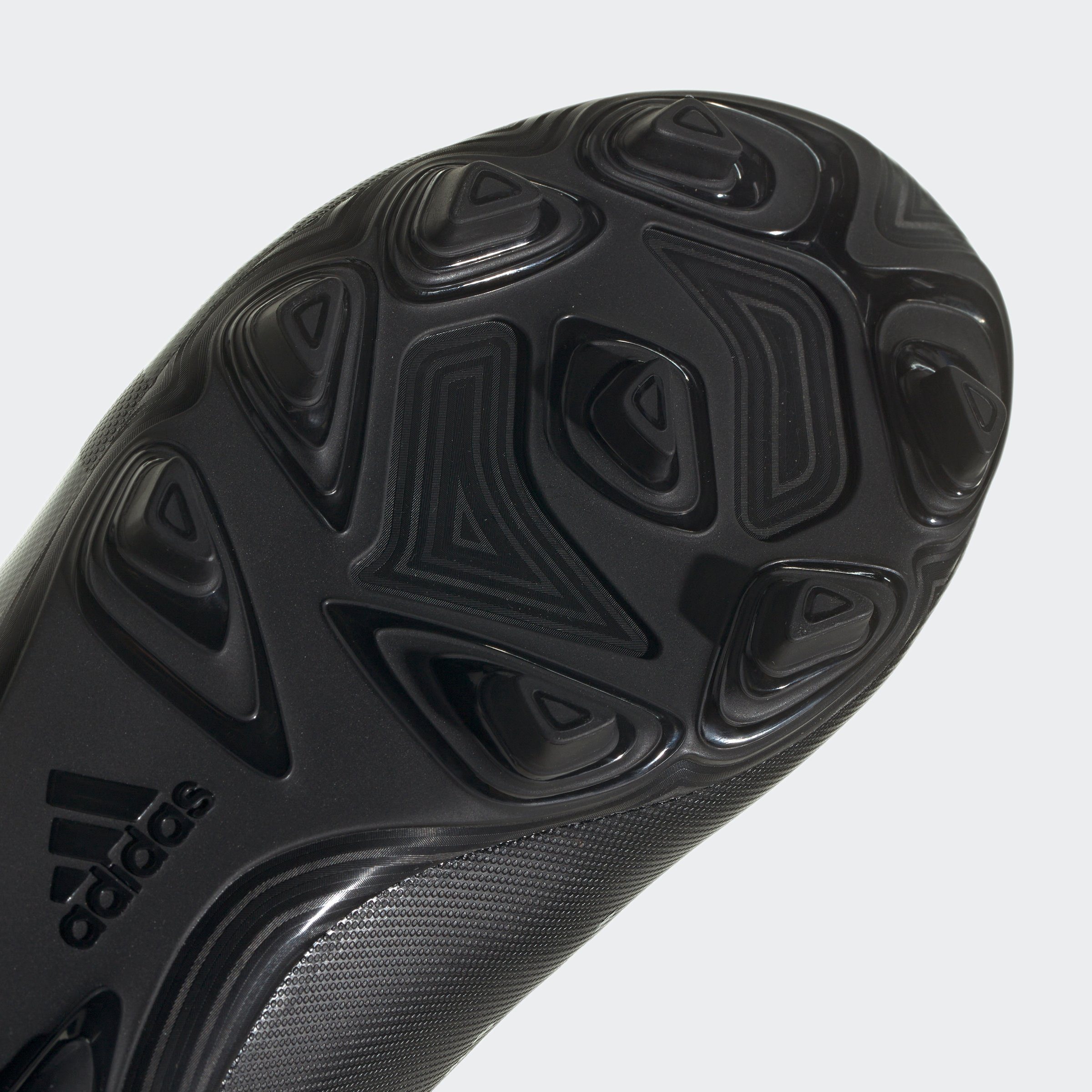 FXG Core Black Cloud adidas / Fußballschuh / ACCURACY.4 White Black Core Performance PREDATOR