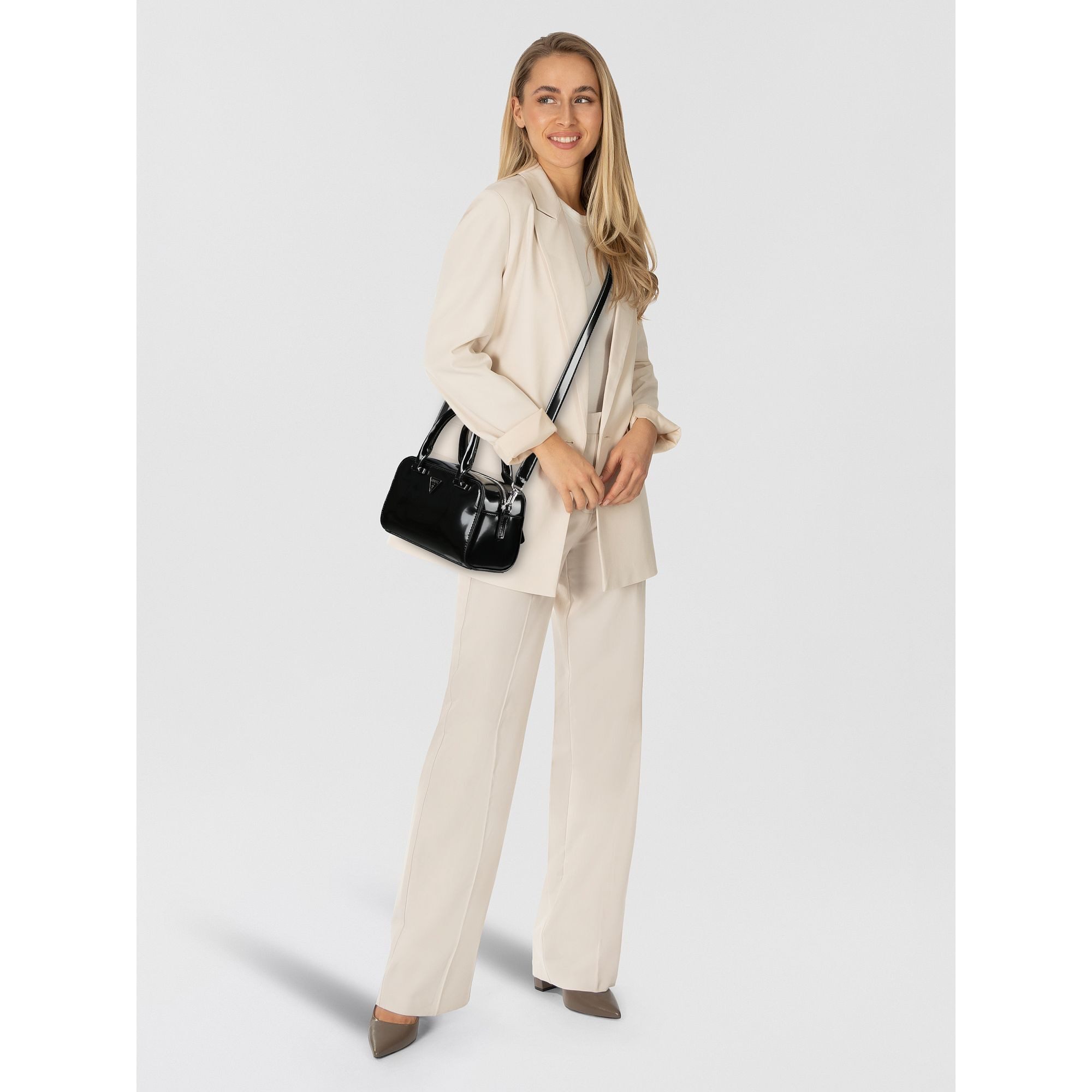 Guess Henkeltasche Arnela II, Polyurethan