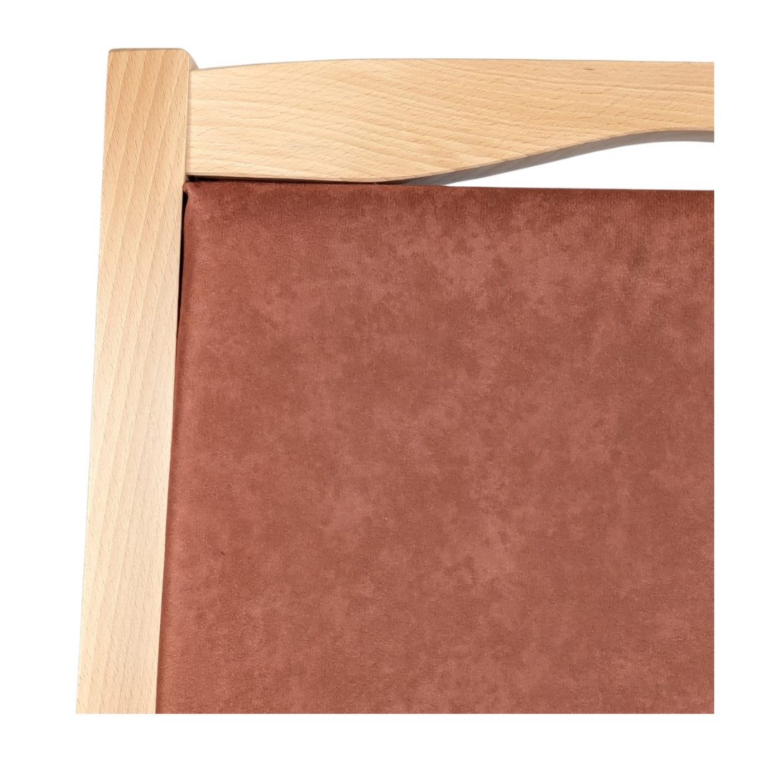 einrichtungsdesign24 Armlehnstuhl 4-Fußstuhl Holzstuhl mit Armlehnen Alexander Seniorenstuhl Esszimmer, Gestell aus Massivholz und stapelbar