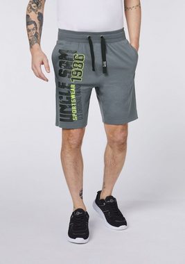 Uncle Sam Sweatshorts im Label-Design