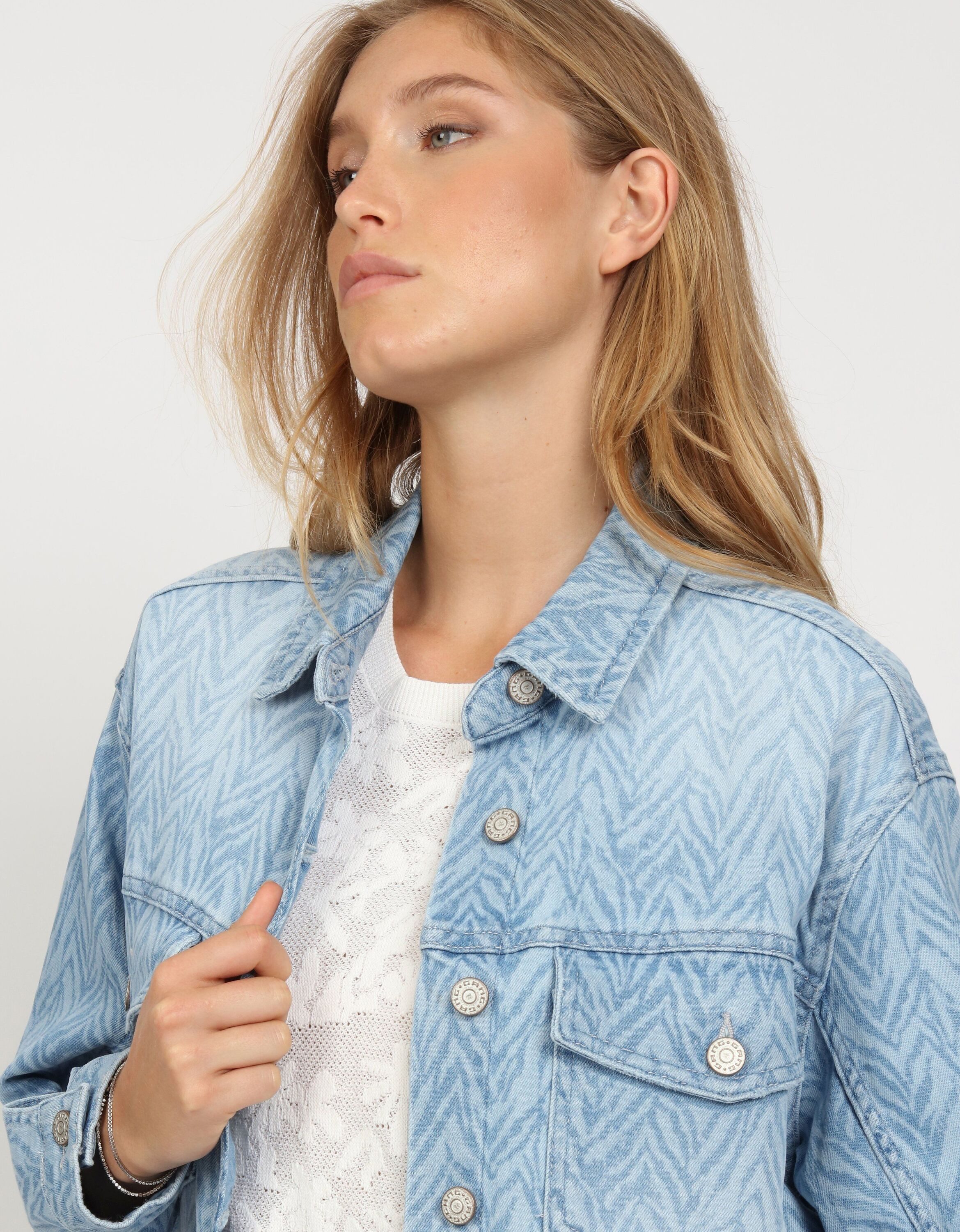 GANG Jeansjacke 94ZOE JACKET mit Brusttaschen – Bild 5 von 5