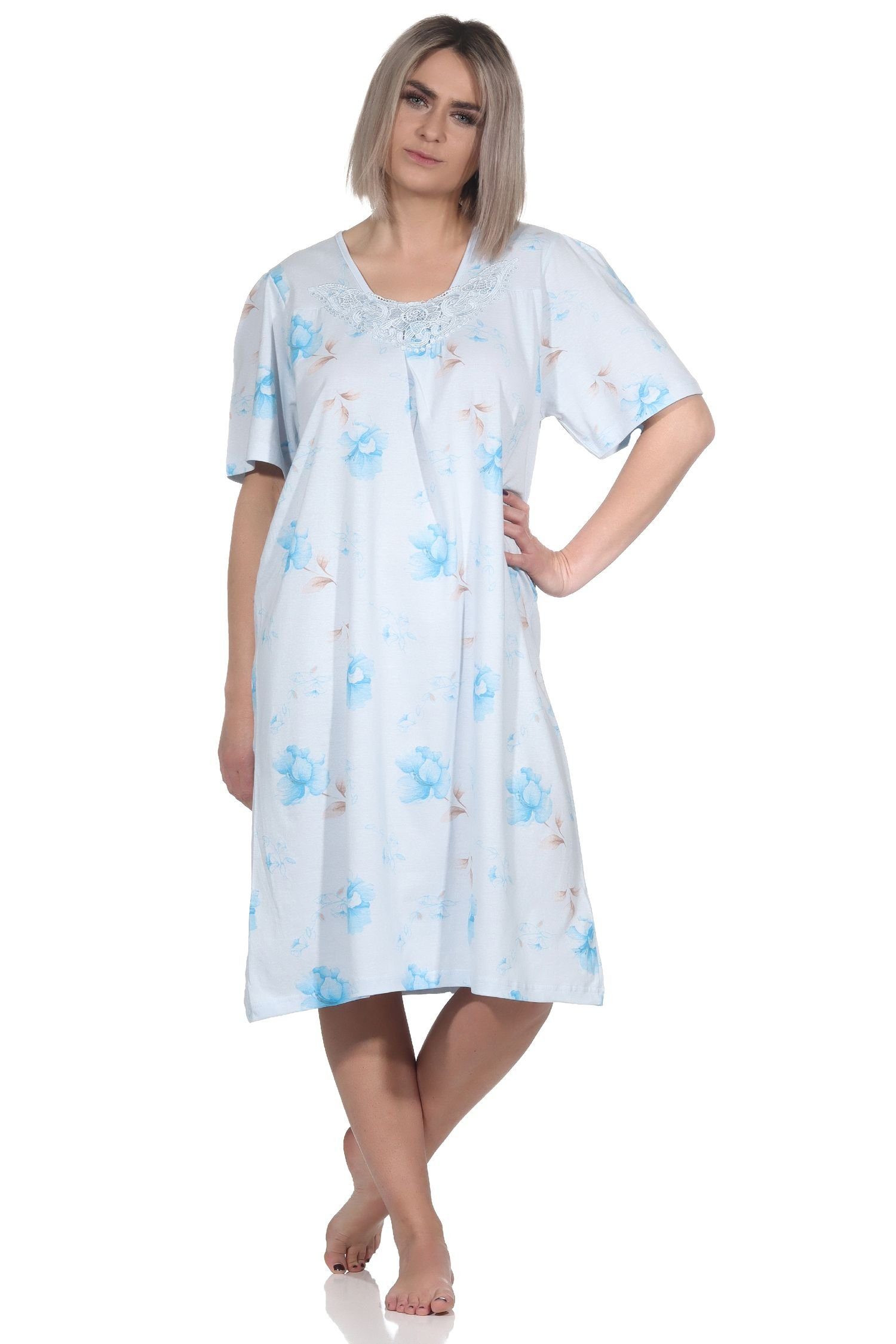 Normann Nachthemd Frauliches Damen Nachthemd kurzarm mit Spitze und Knopfleiste am Hals hellblau