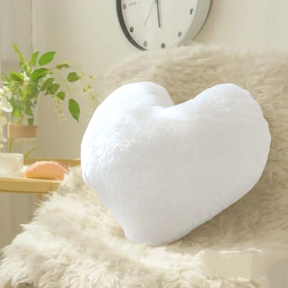 VewoTex Dekokissen Herzkissen » Kuschelkissen 45 x 45 cm » weiches Herz Kissen, » Dekokissen » Zierkissen aus Kunstfell