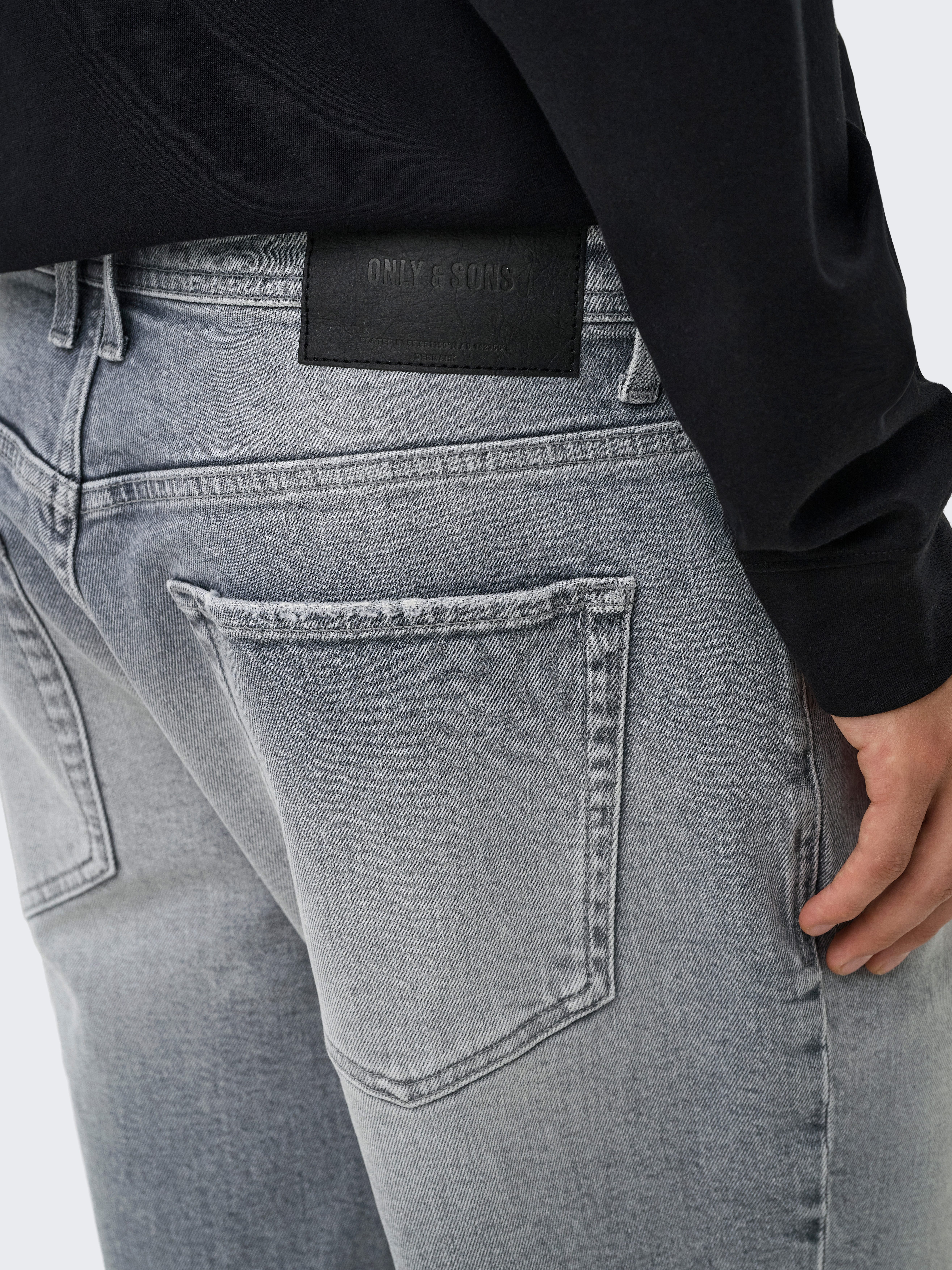 ONLY & SONS Jeansshorts ONSEDGE PERF MG 9375 DOT DNM SHORTS NOOS Baumwollmischung, straight fit