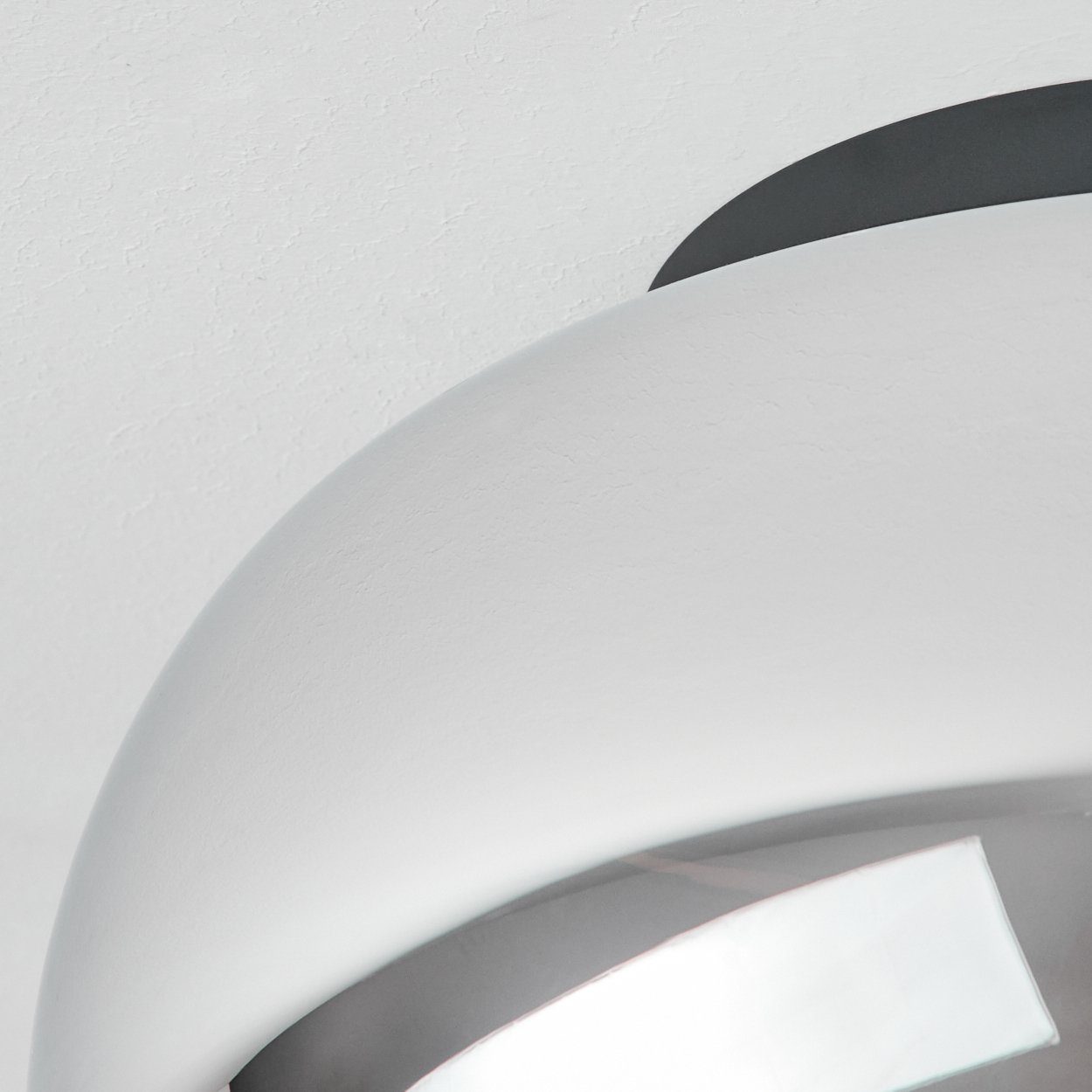 hofstein Deckenleuchte »Cardeto« moderne Deckenlampe aus Metall/Glas in Schwarz/Chromfarben, ohne Leuchtmittel, Leuchte im Retro/Vintage-Design mit Schirm aus G – Bild 3 von 5
