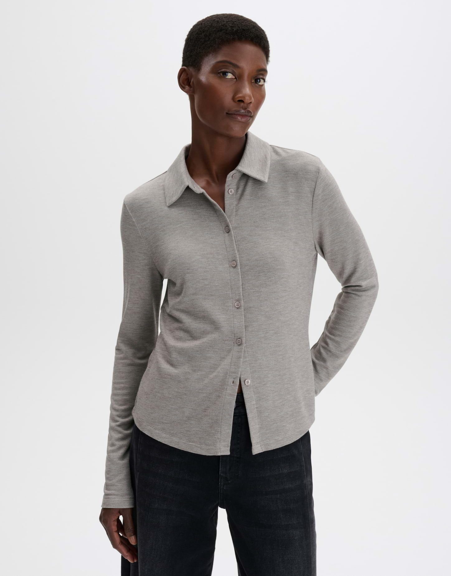 someday Langarmshirt Kiresi soft aus weichem Jersey Leicht taillierter Schnitt mit elastischem Griff und Knopfleiste